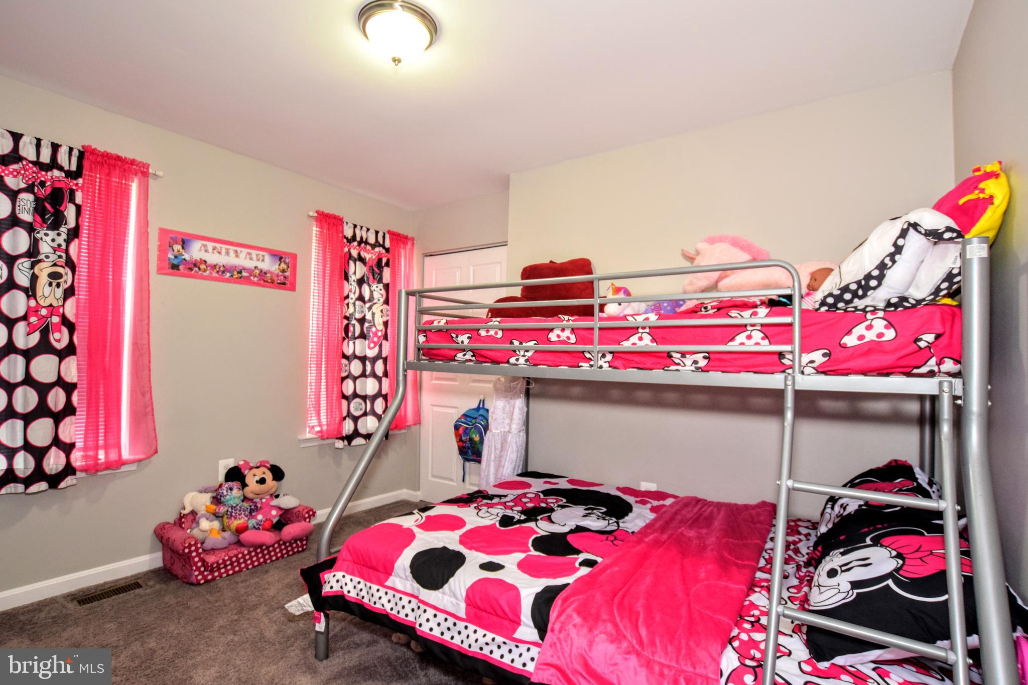 WILLOUGHBY WOODS - Residential