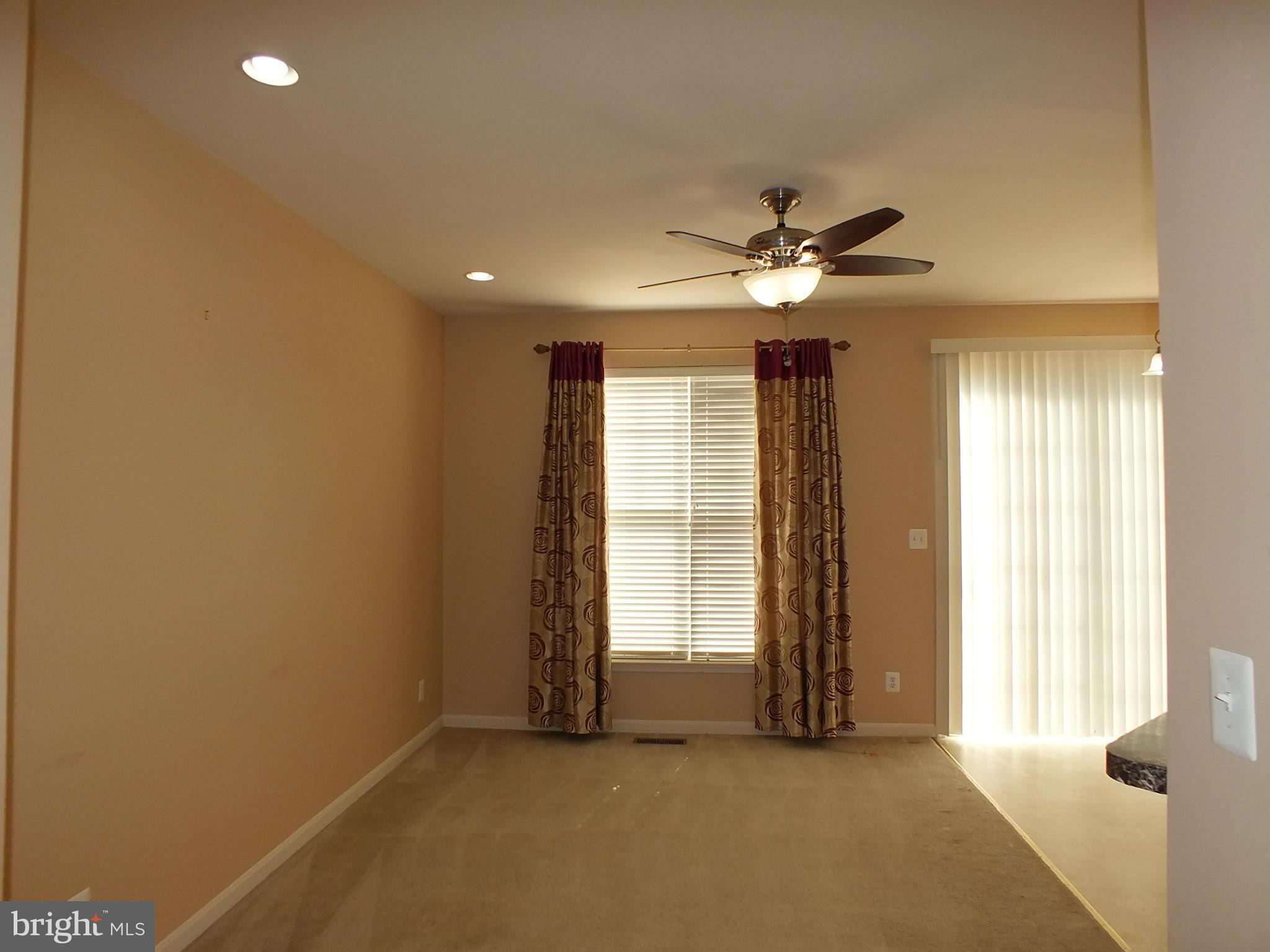 BROADLANDS SOUTH - Residential Lease