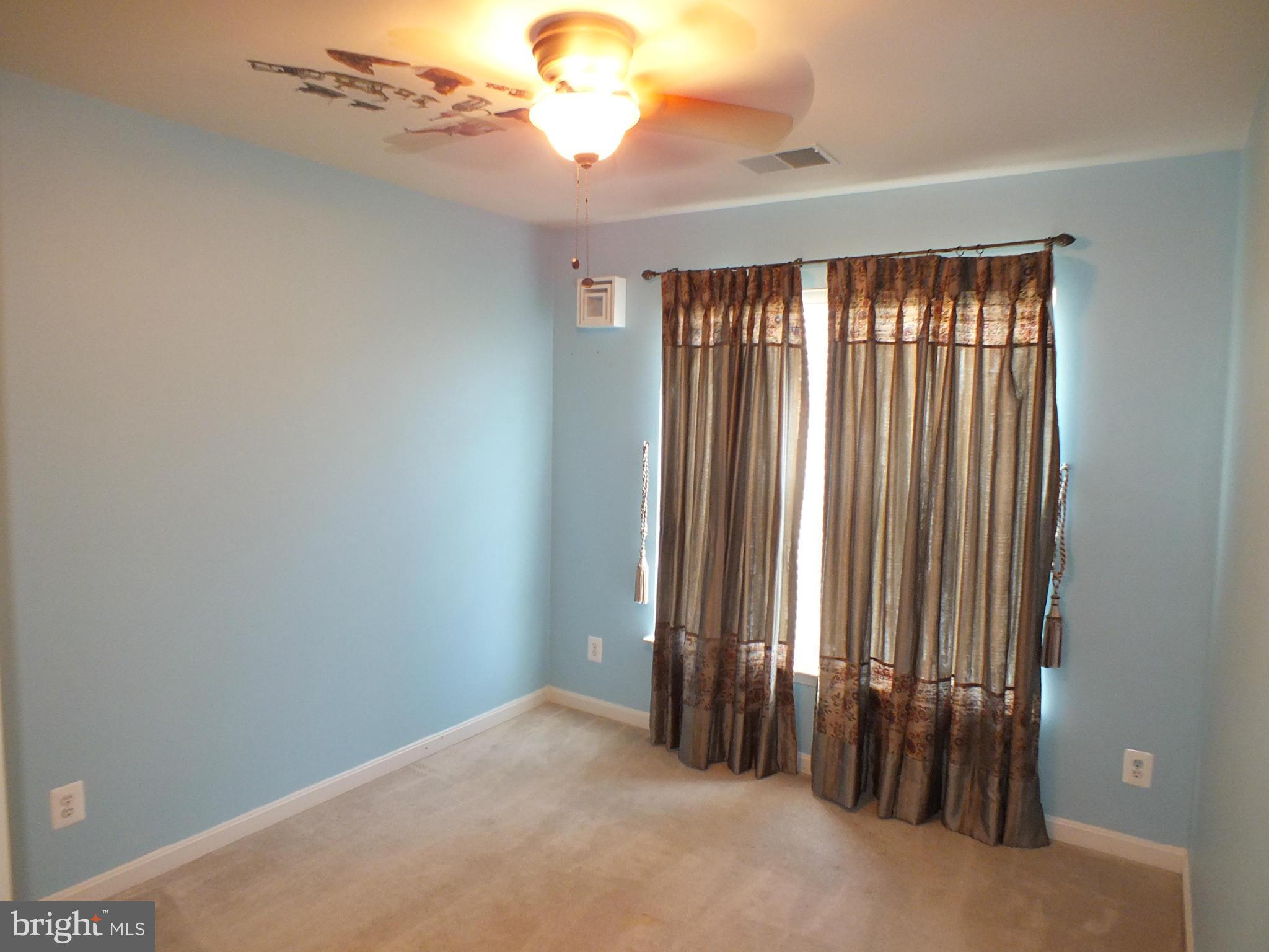 BROADLANDS SOUTH - Residential Lease