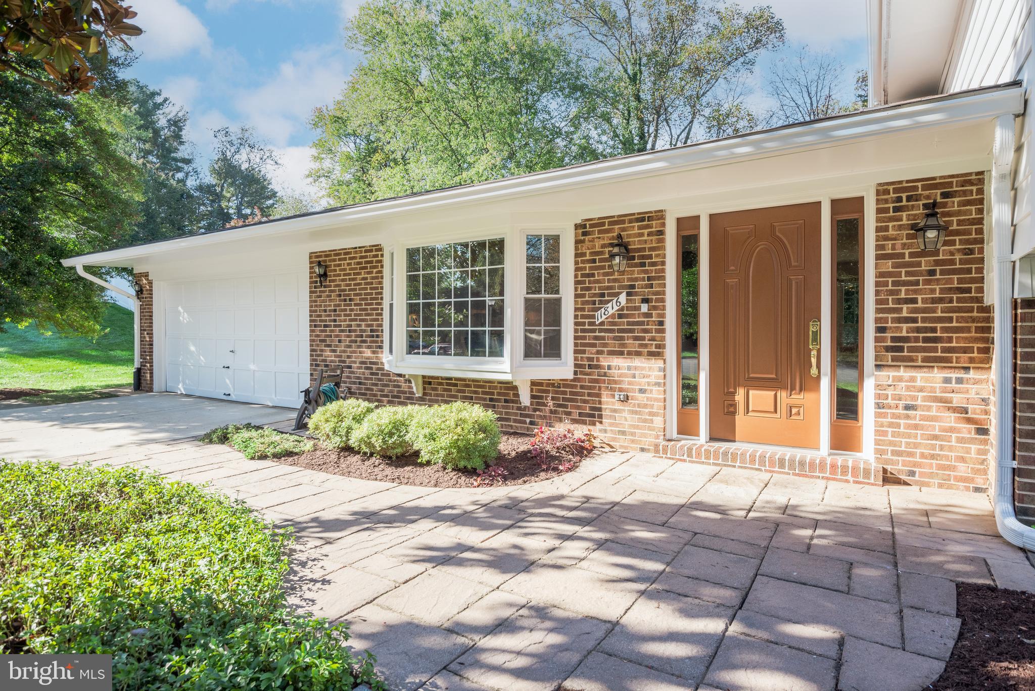 ROBERTS GLEN - Residential