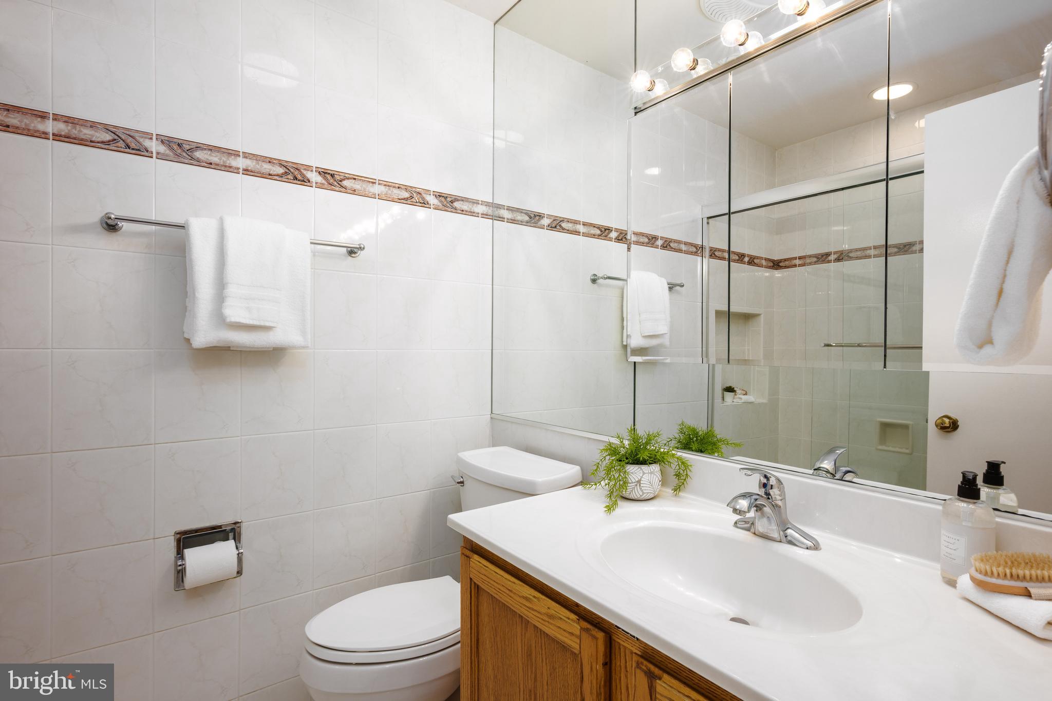 ROBERTS GLEN - Residential