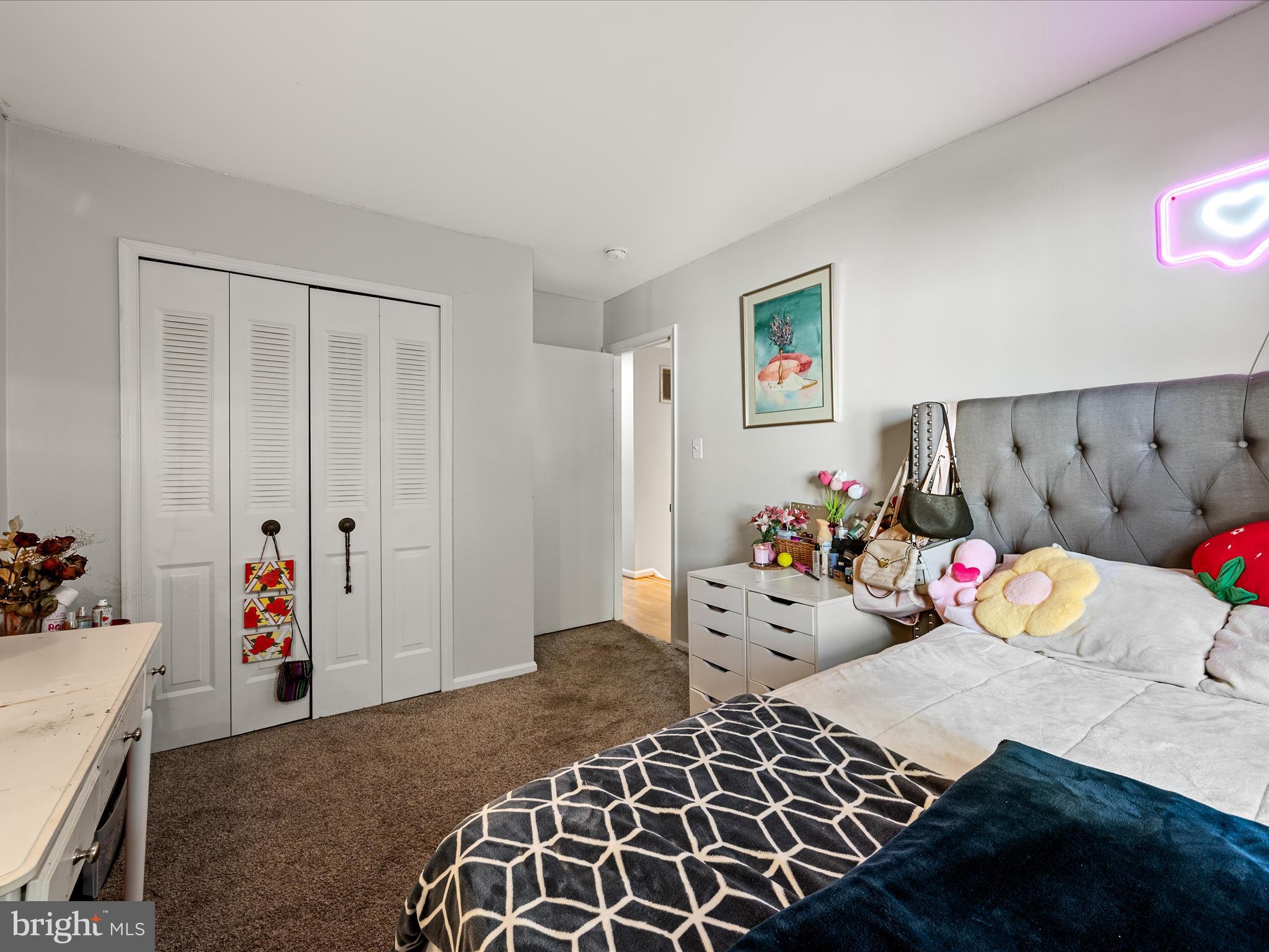 POINT OF WOODS - Residential