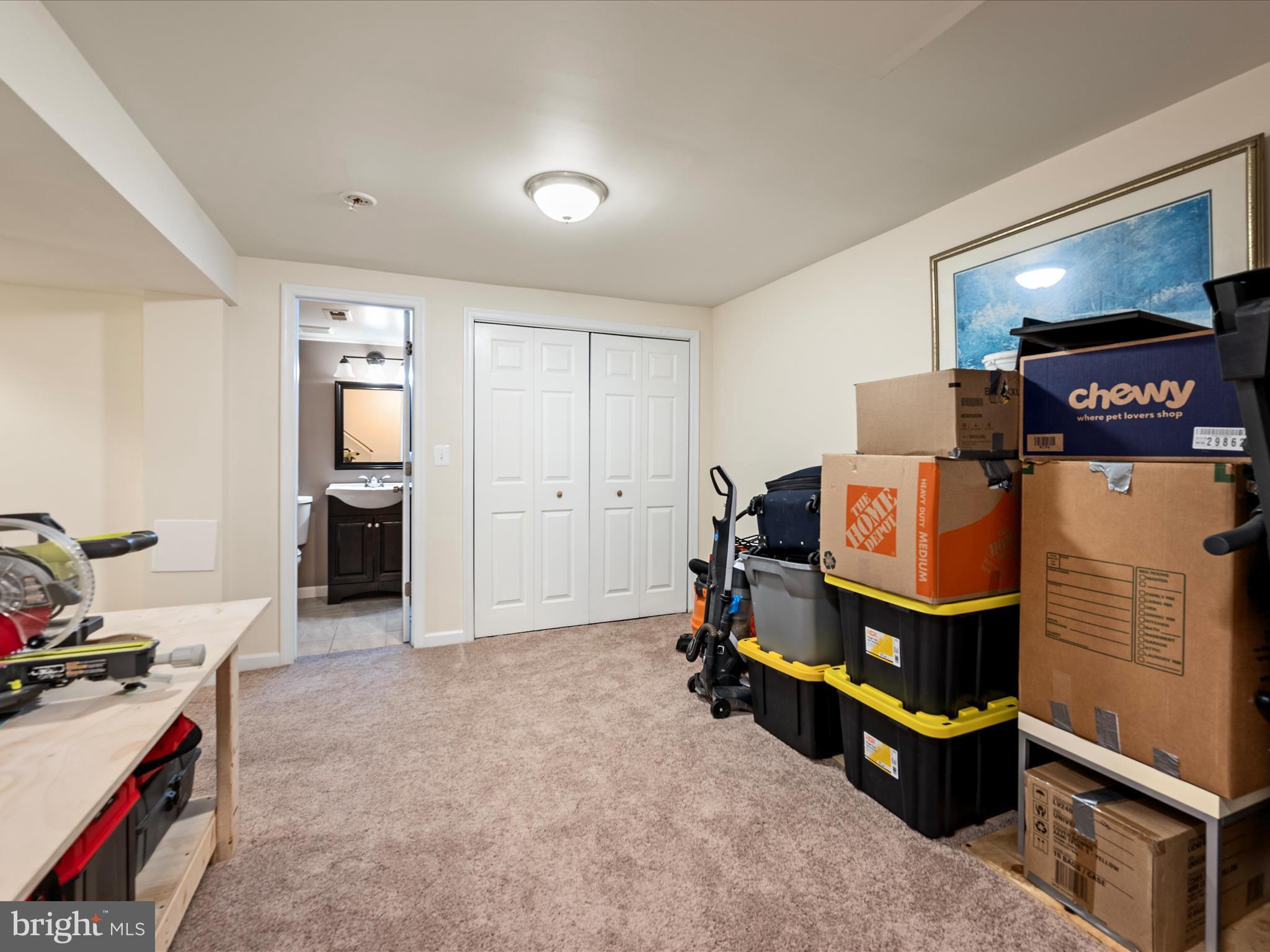 POINT OF WOODS - Residential