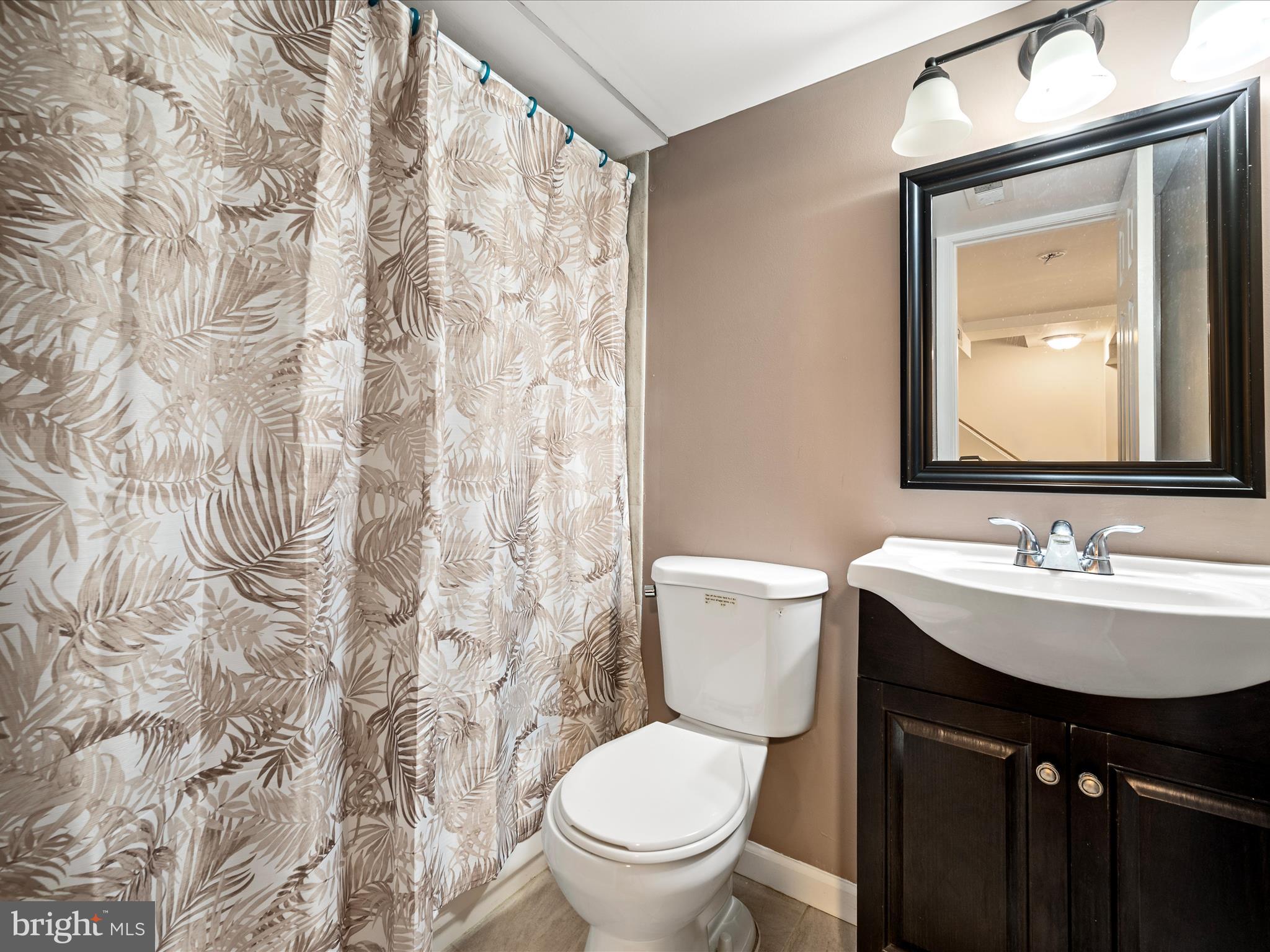 POINT OF WOODS - Residential