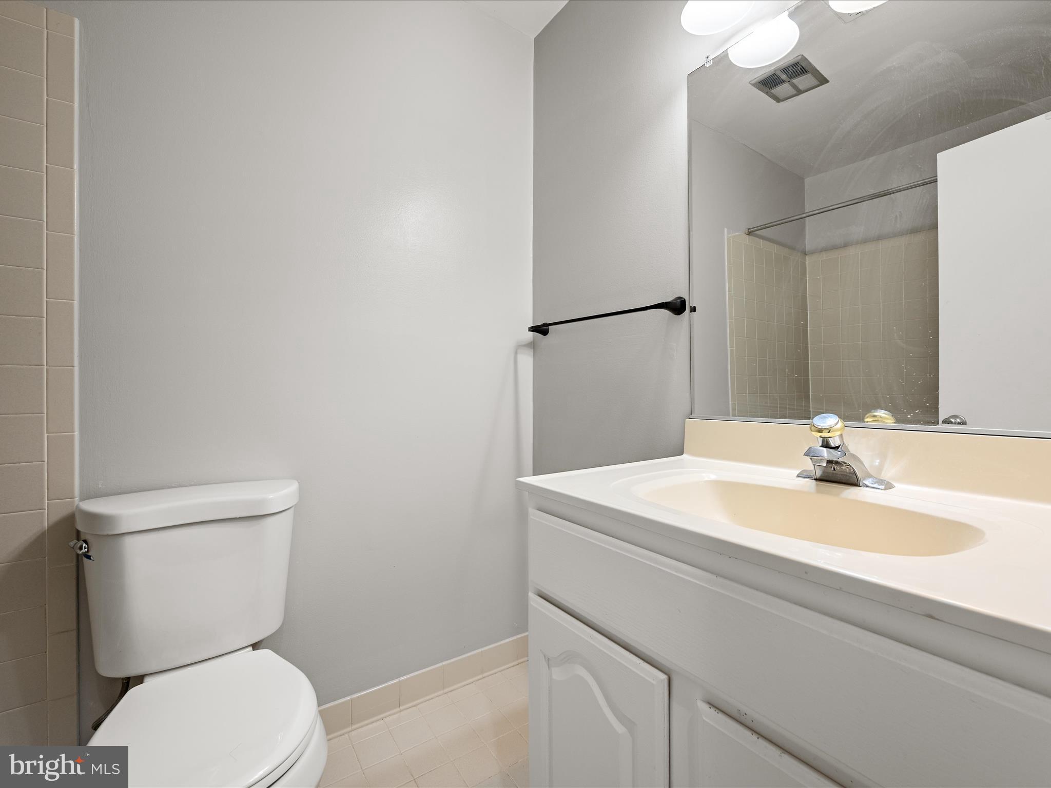 POINT OF WOODS - Residential