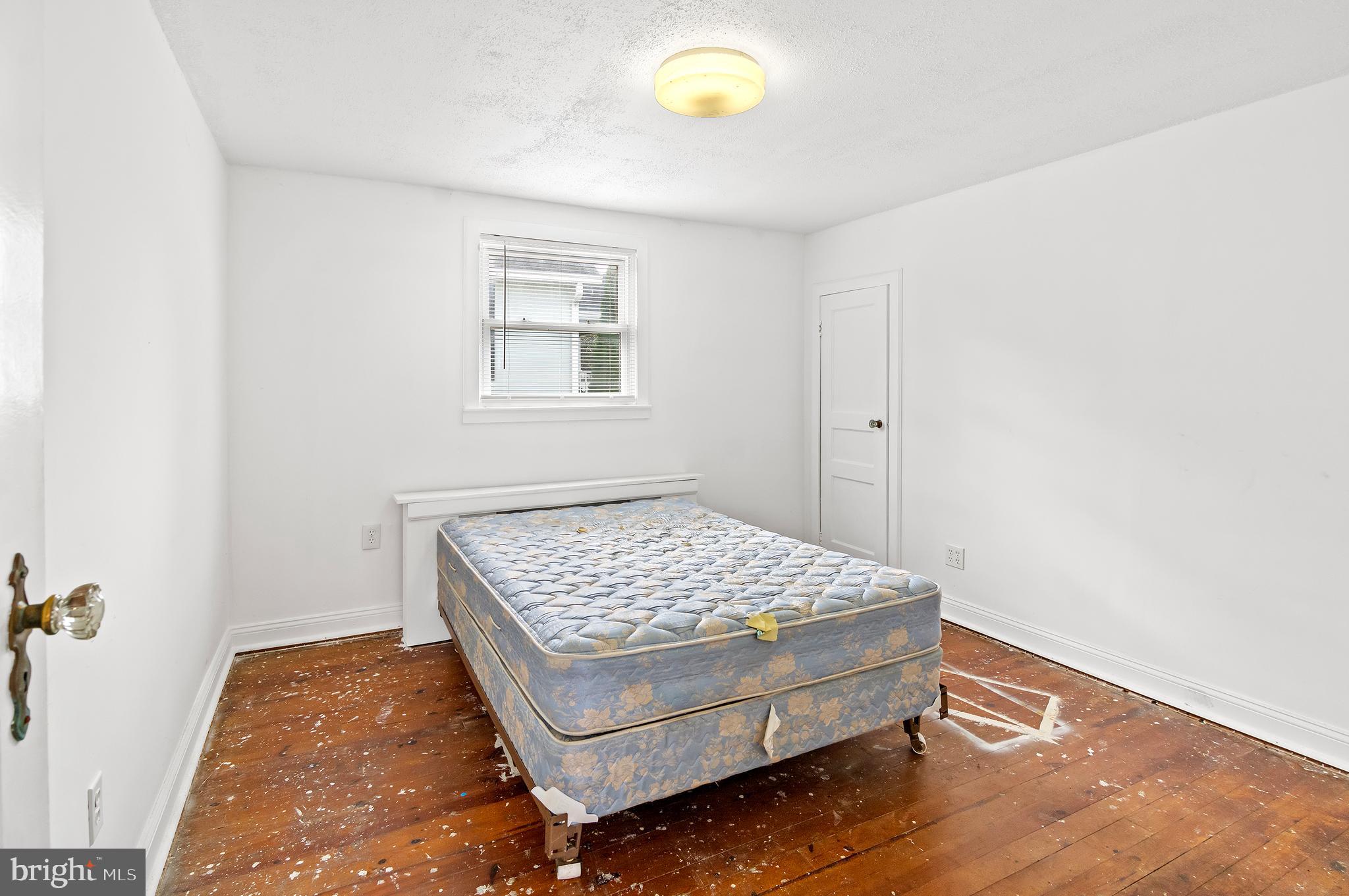 GOSHEN - Residential