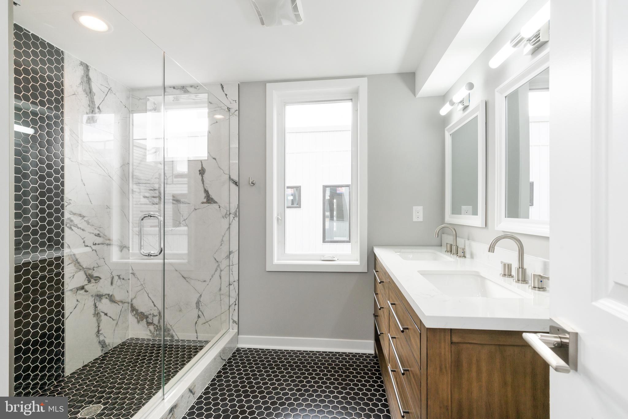 FAIRMOUNT - Residential