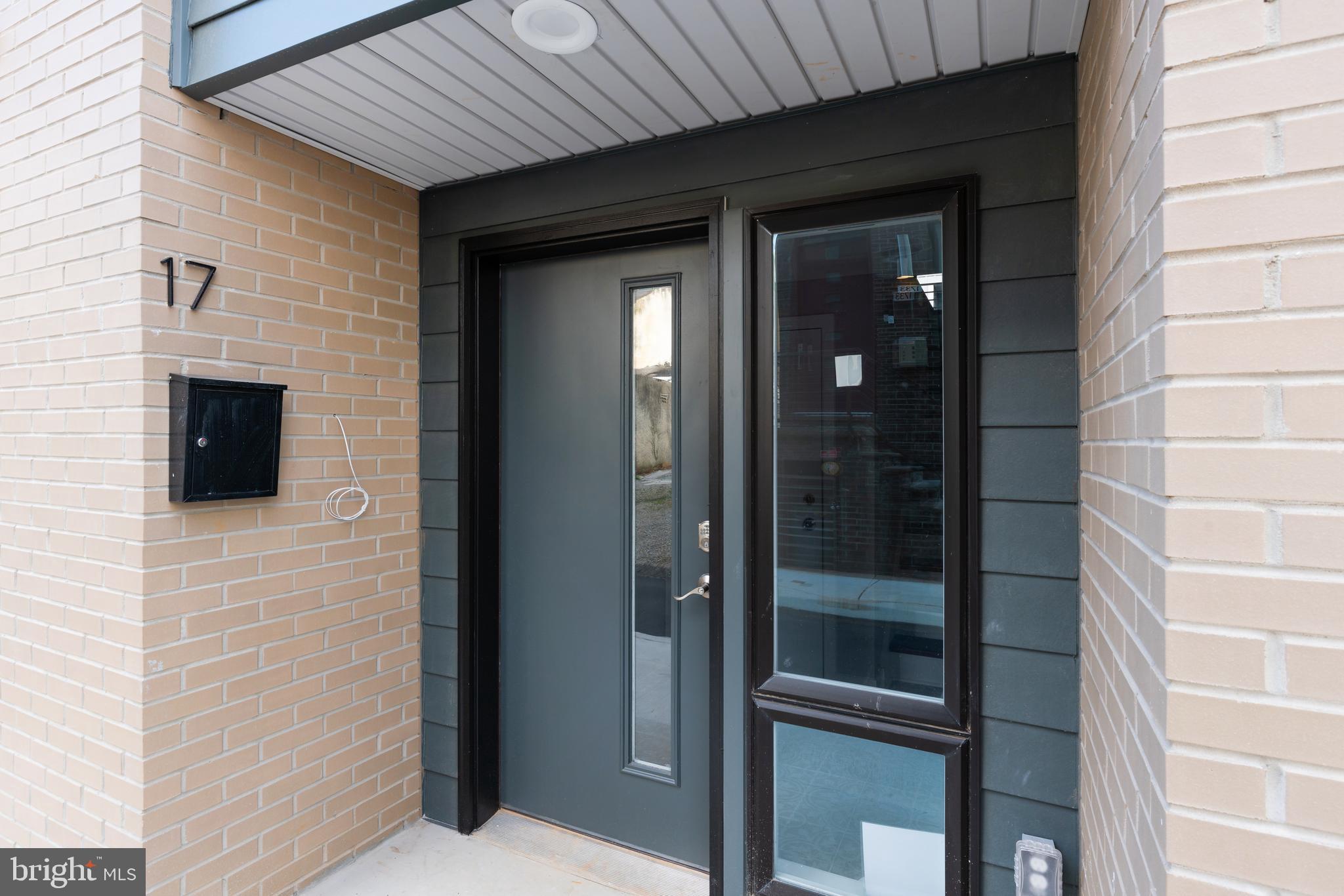 FAIRMOUNT - Residential