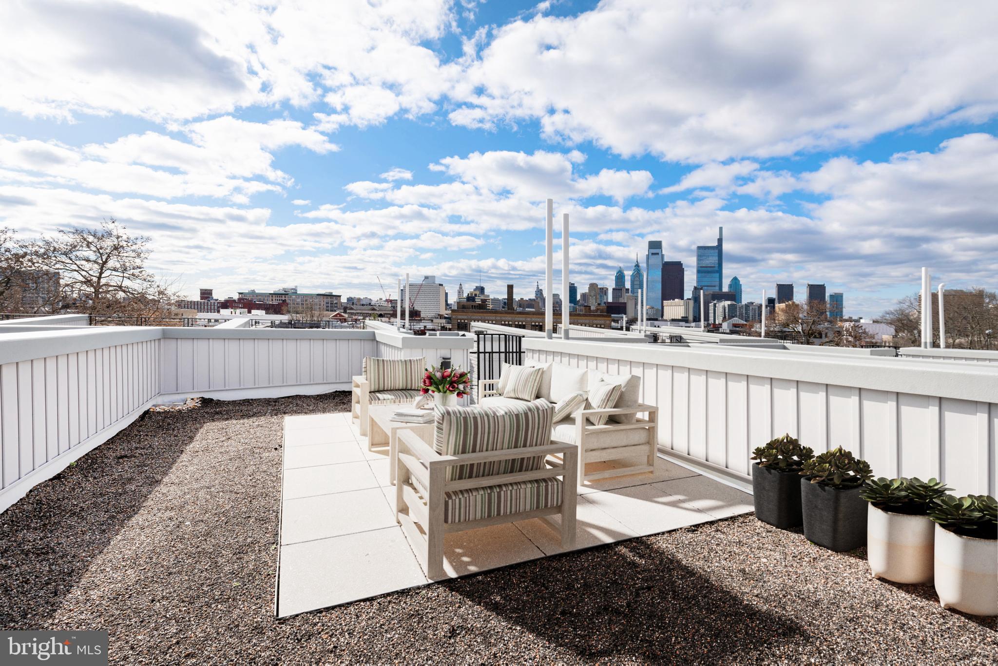 FAIRMOUNT - Residential