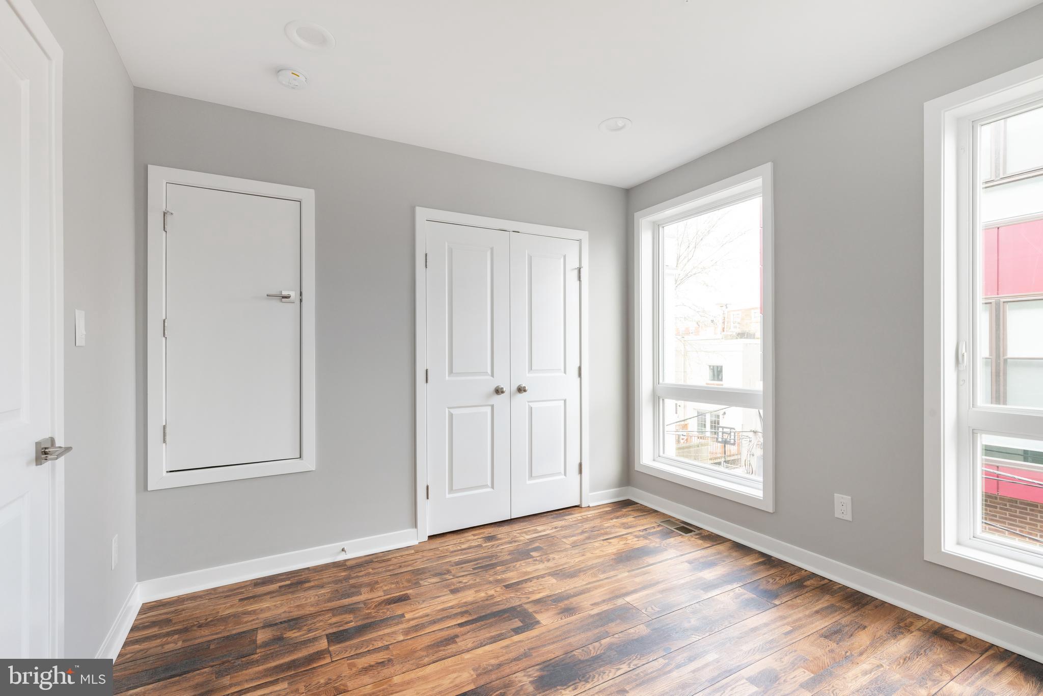 FAIRMOUNT - Residential