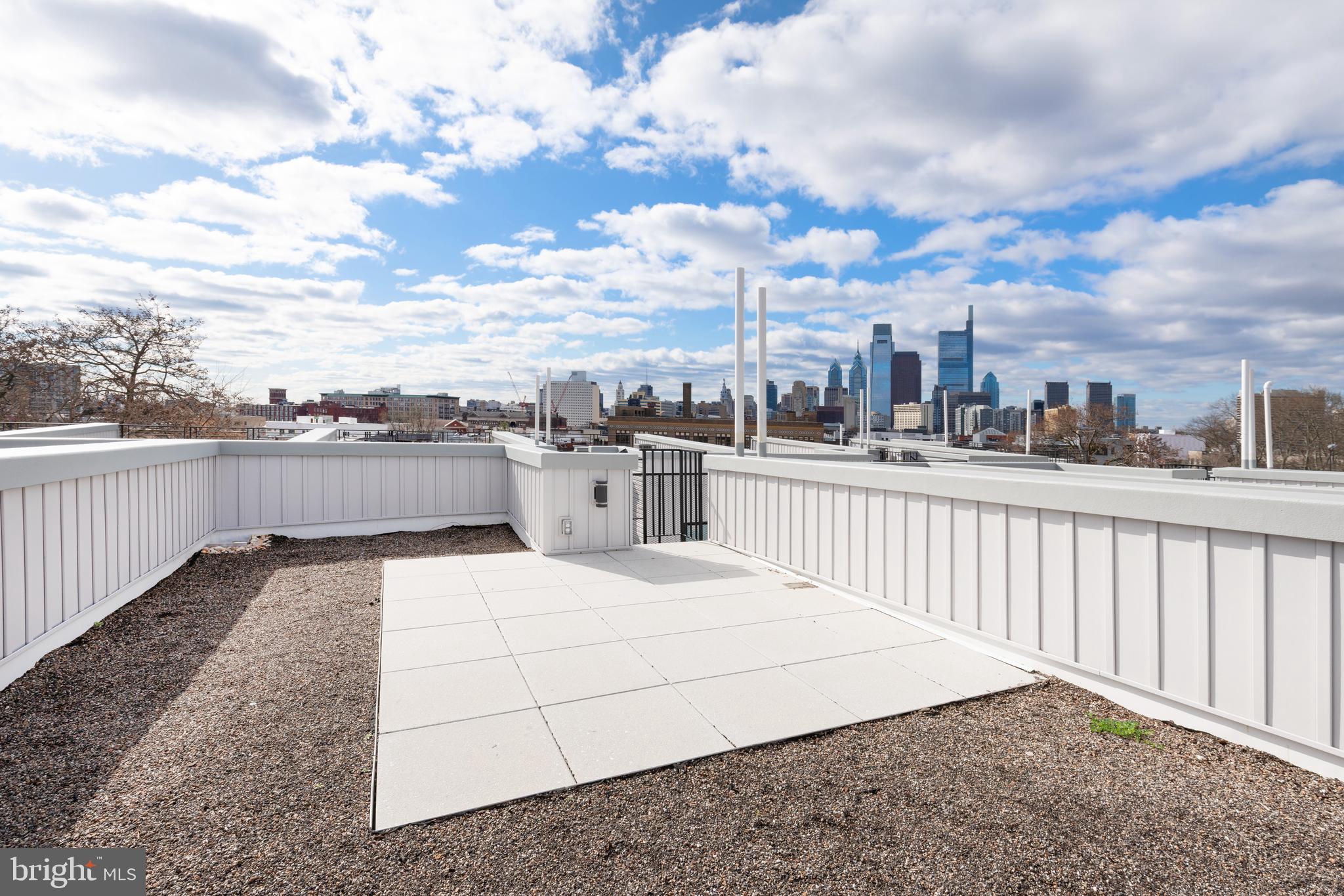 FAIRMOUNT - Residential