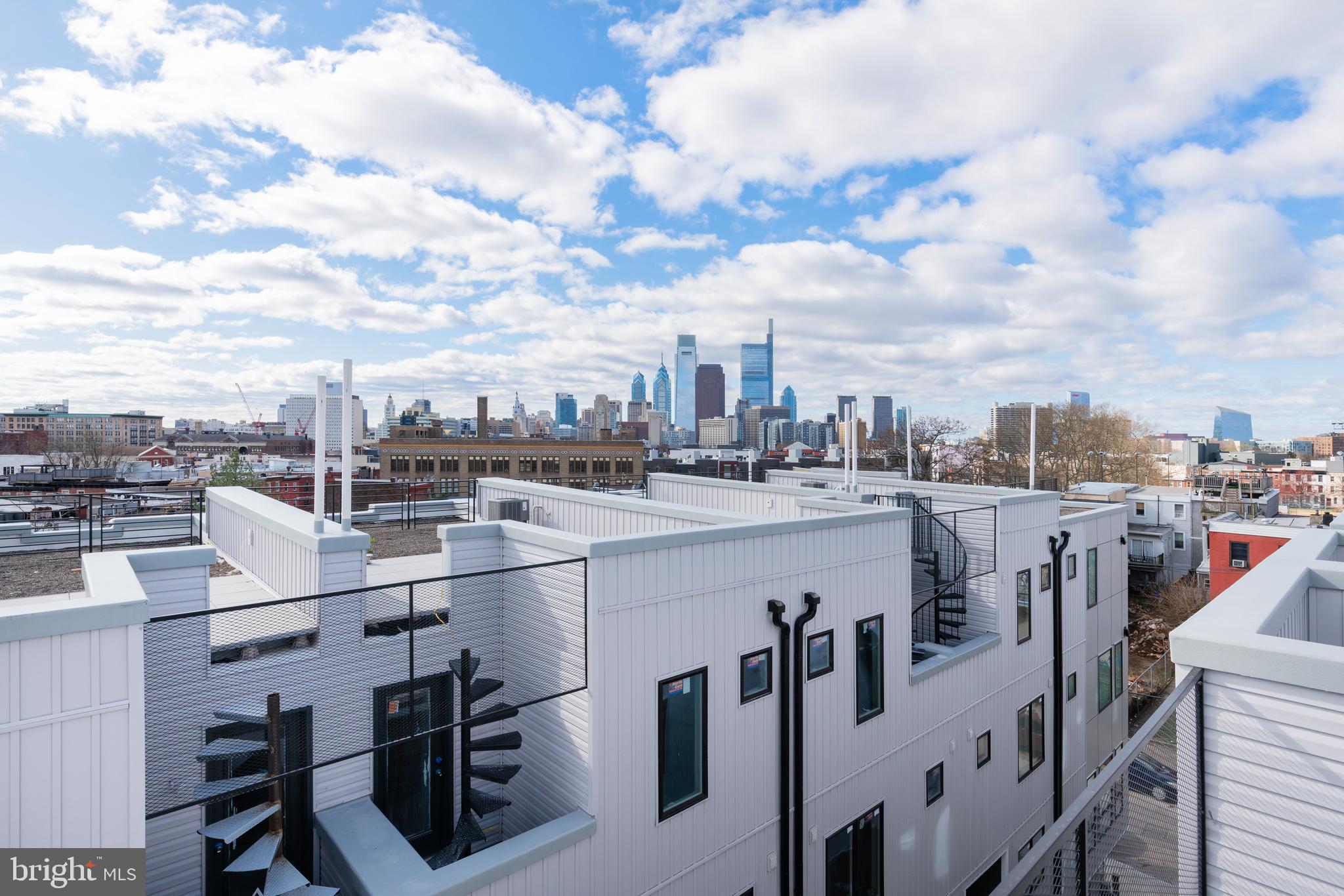 FAIRMOUNT - Residential