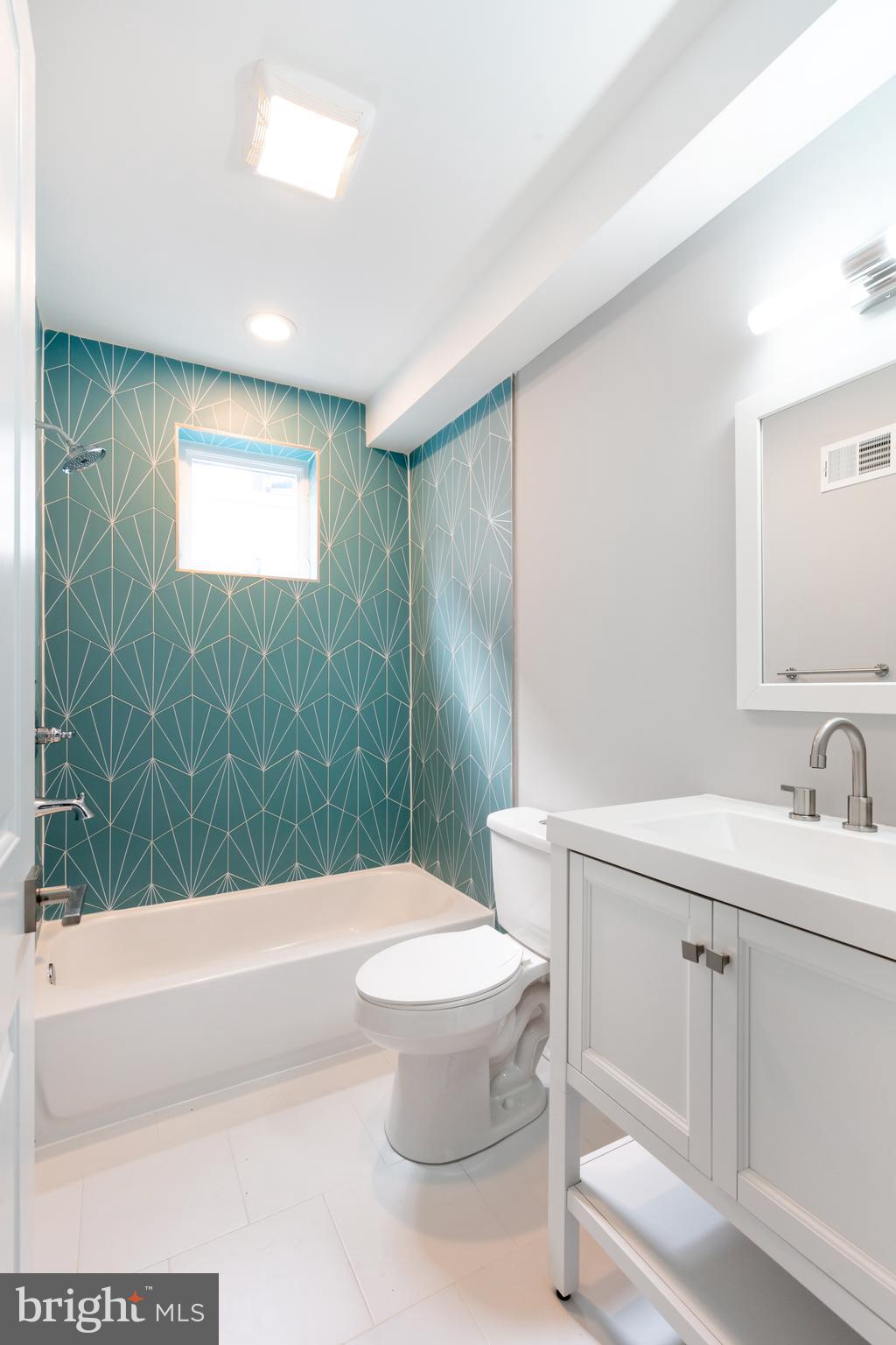 FAIRMOUNT - Residential