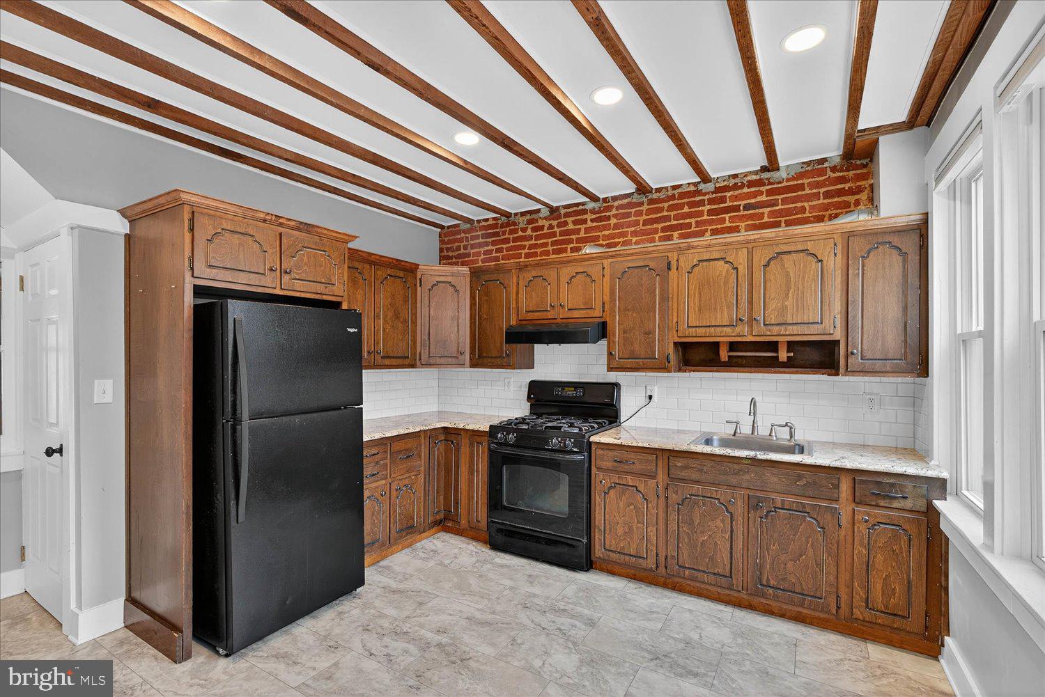 LANCASTER - Residential