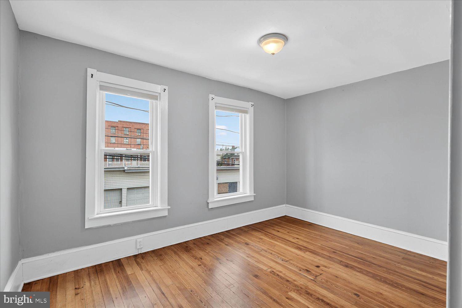 LANCASTER - Residential