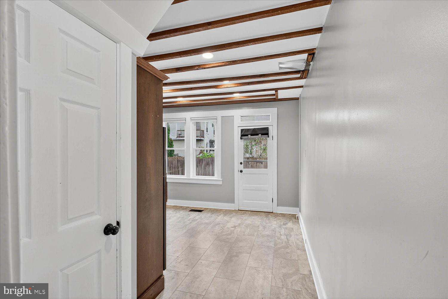 LANCASTER - Residential