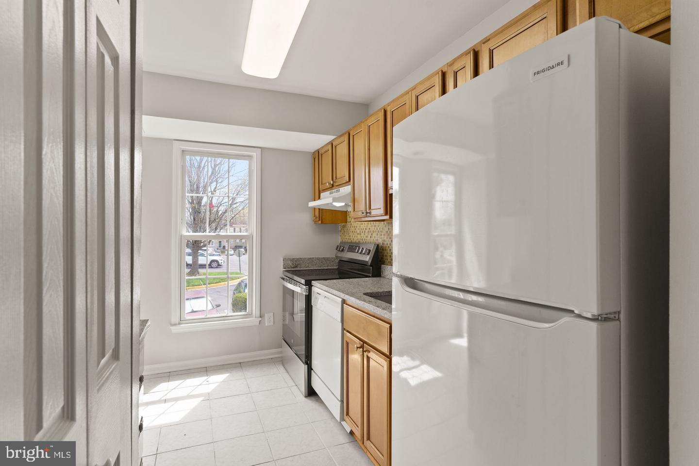 KEENE  MILL WOODS - Residential Lease