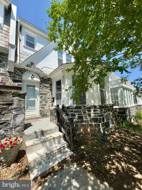 Townhouse For Rent - 3616 Yolando Road<br/> BALTIMORE, MD 21218