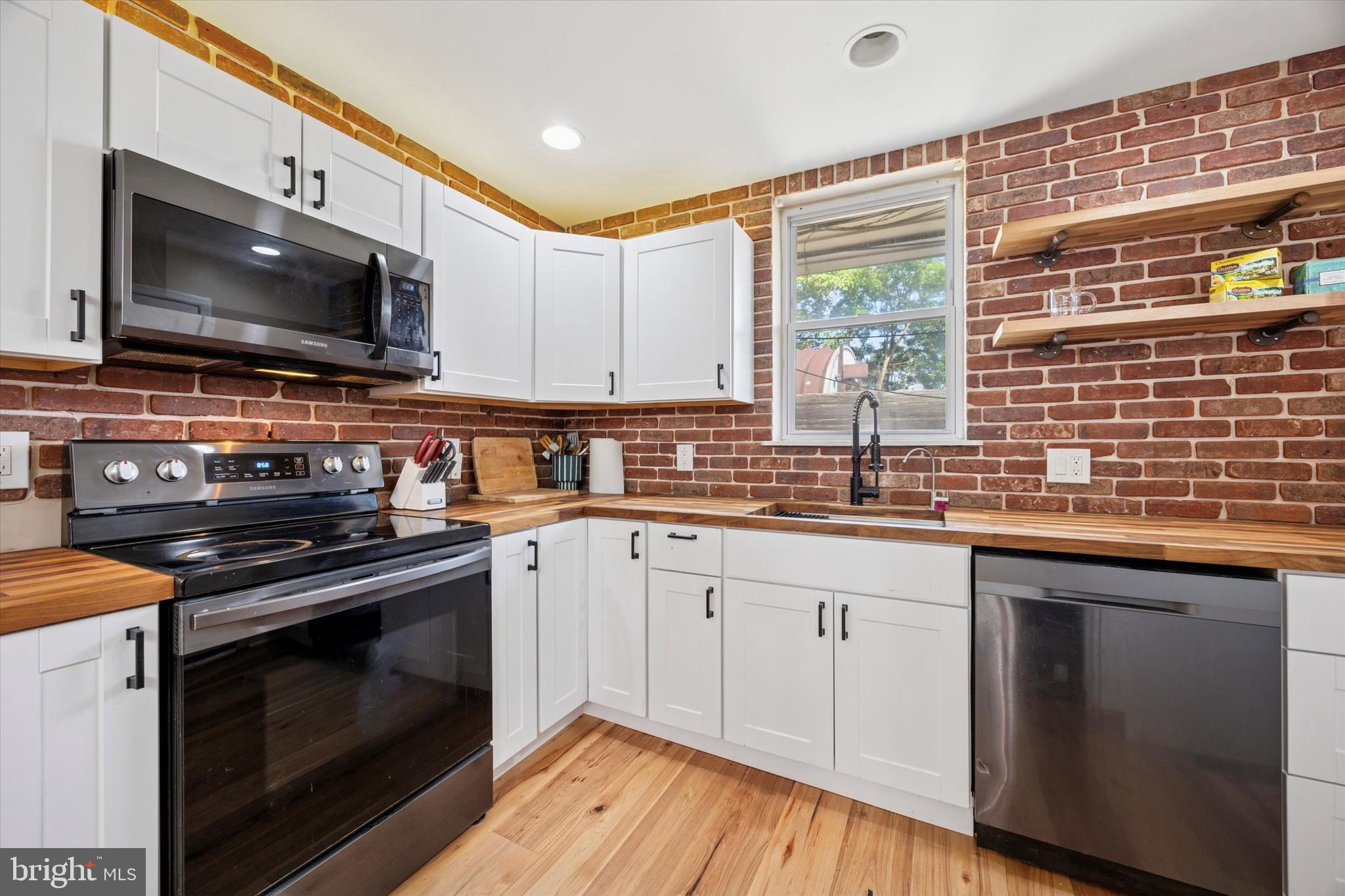WEST PHILADELPHIA - Residential