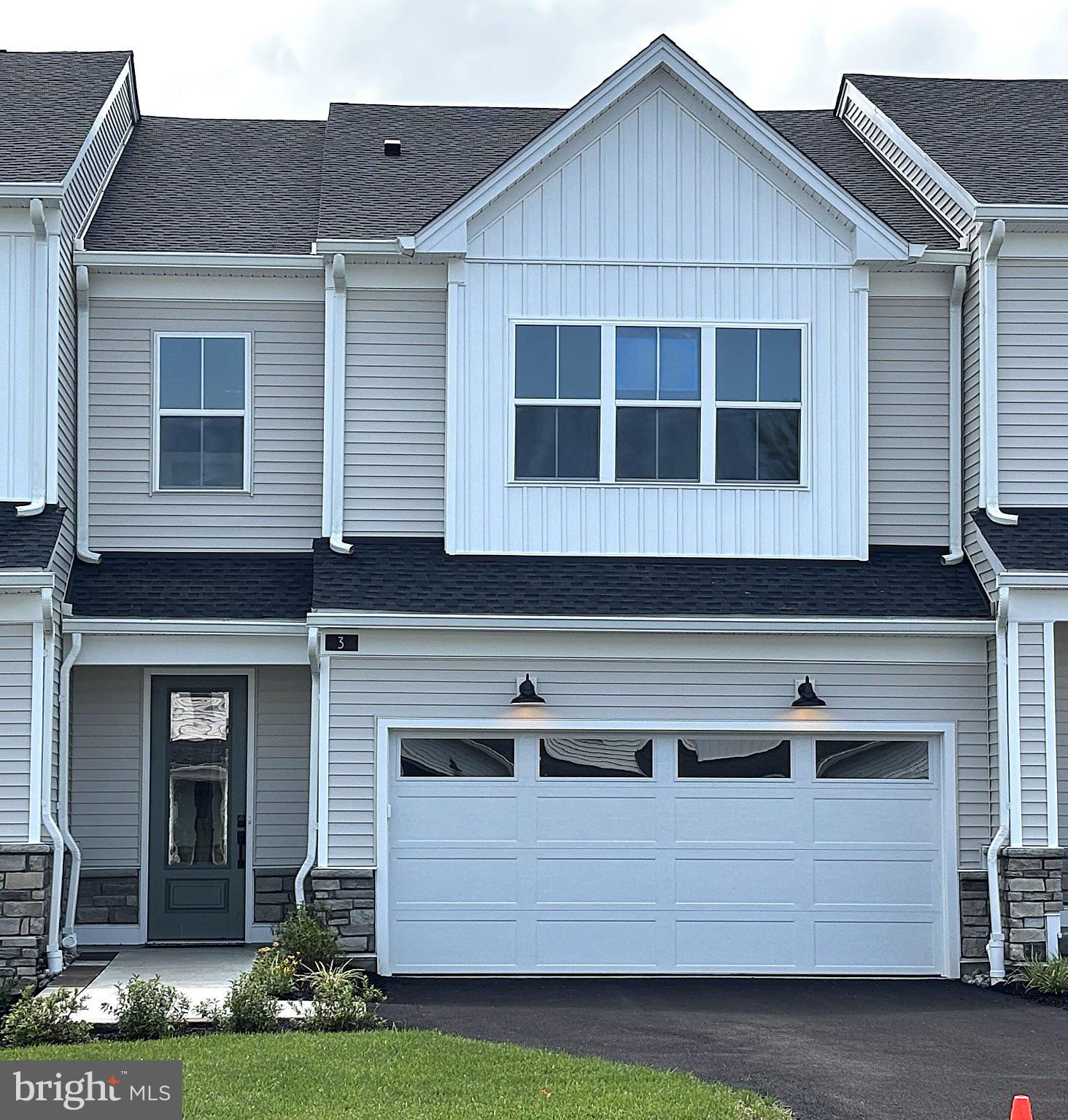 3 OAKWOOD LANE 63