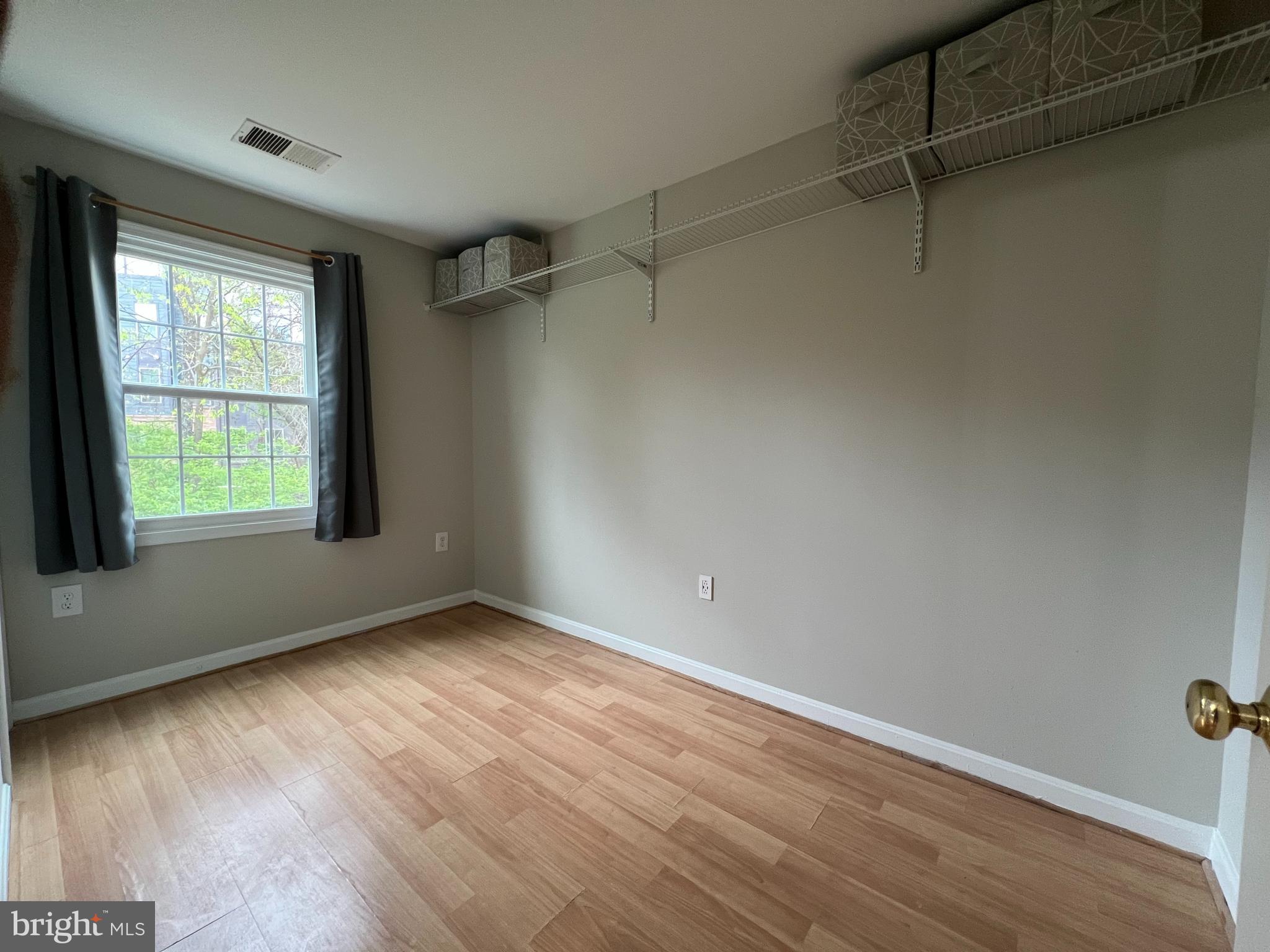 VILLAS AT COUNTRYSIDE - Residential Lease