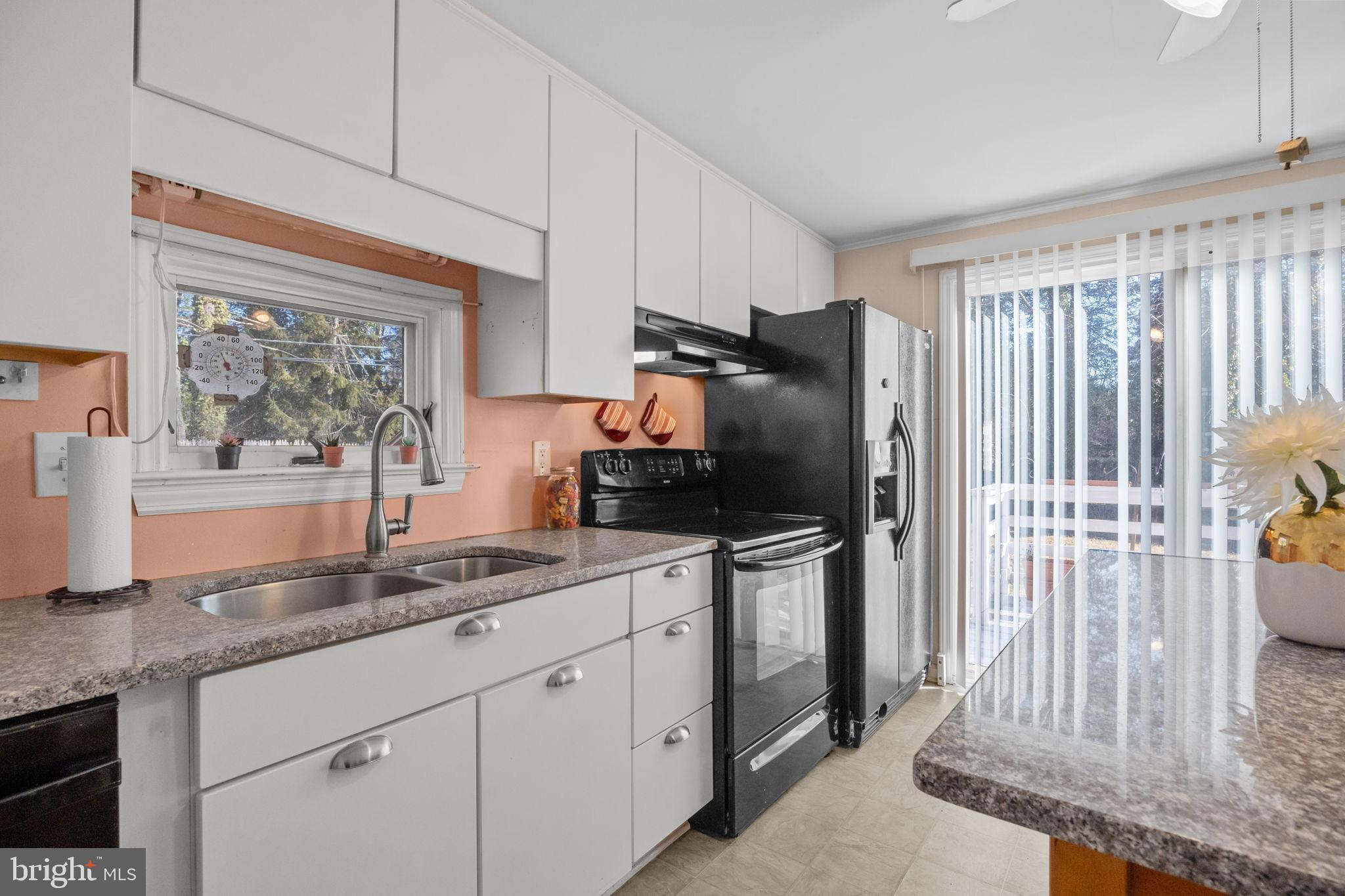 GREEN ACRES - Residential