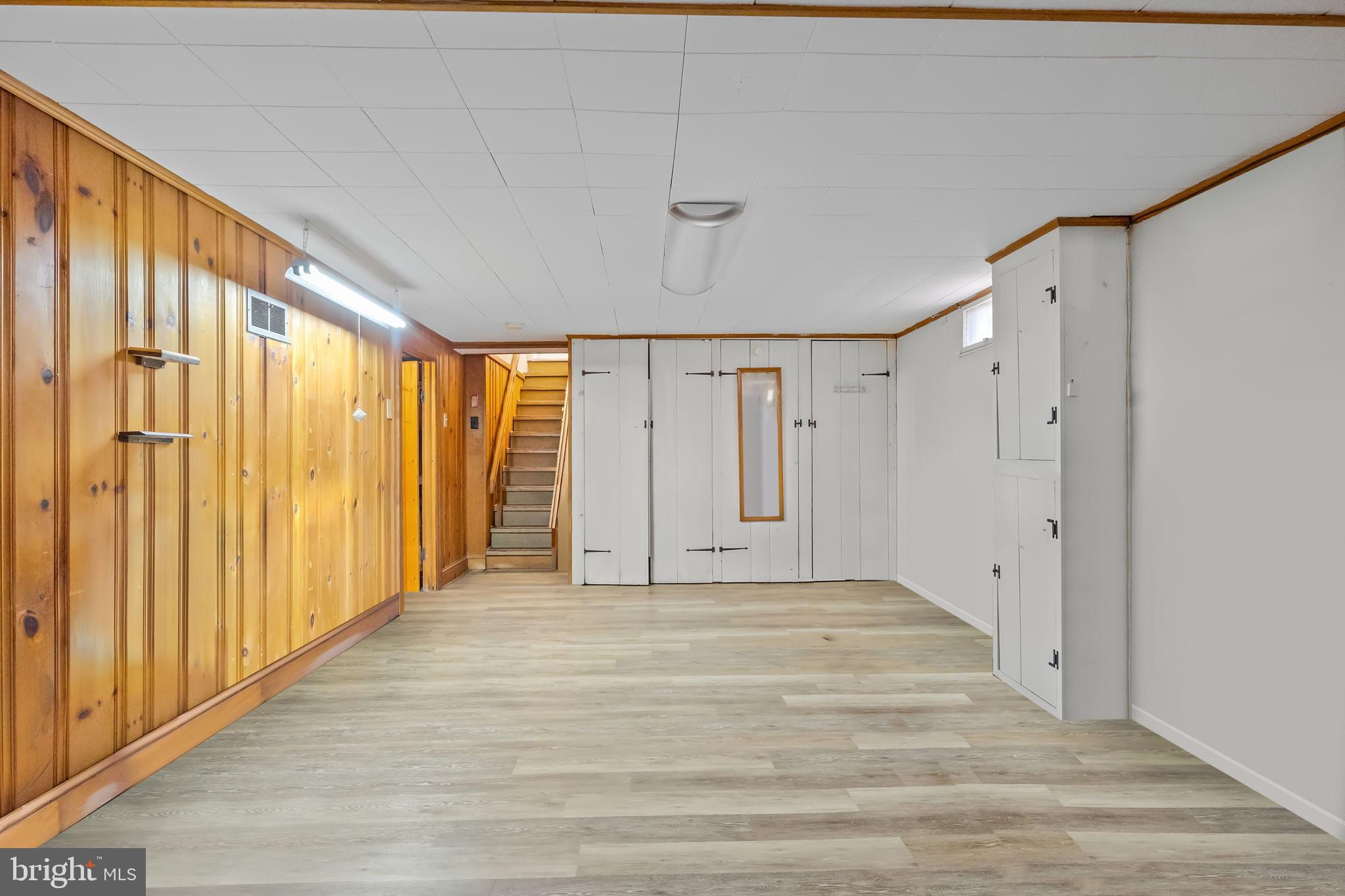 GREEN ACRES - Residential