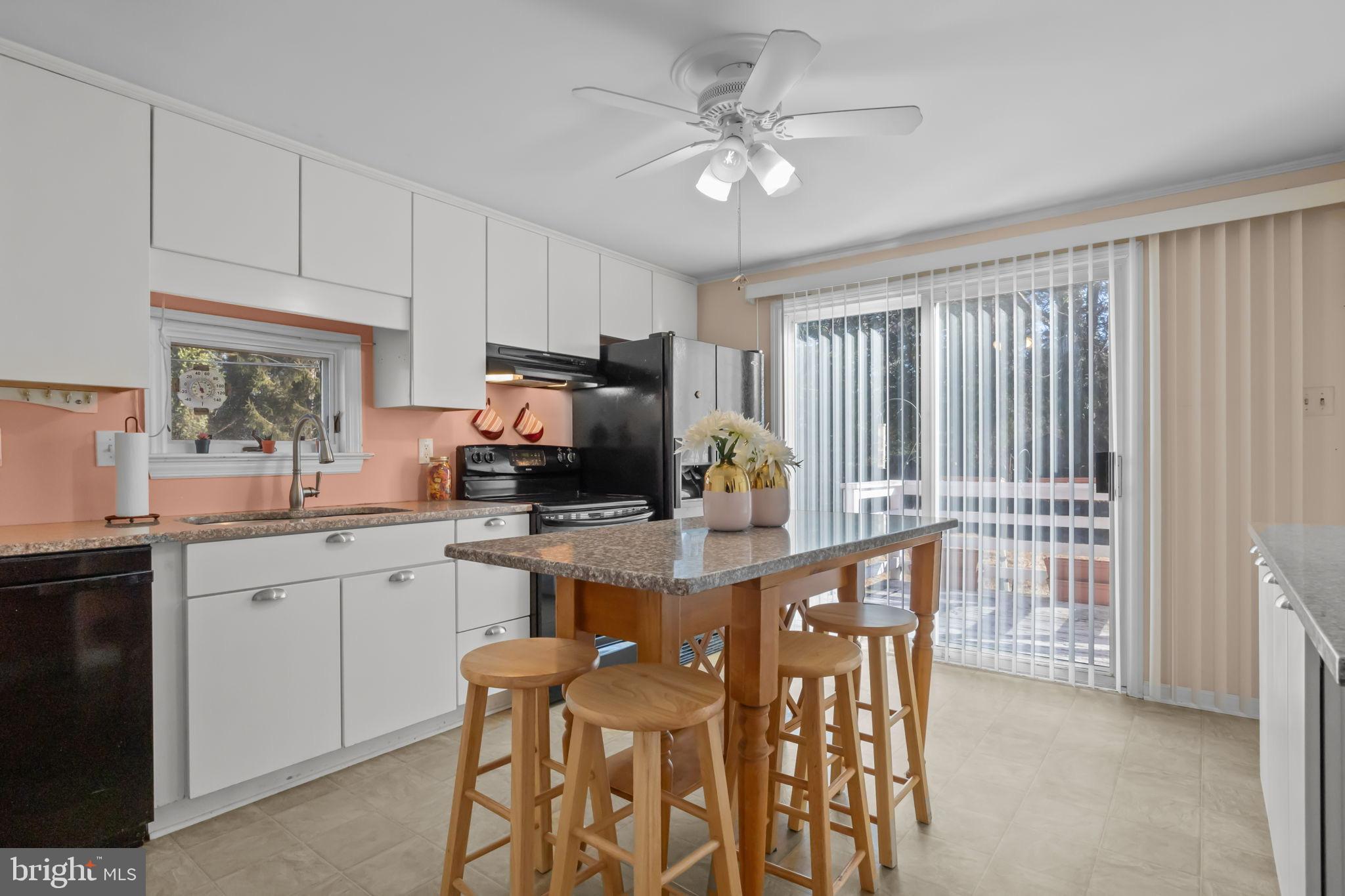 GREEN ACRES - Residential