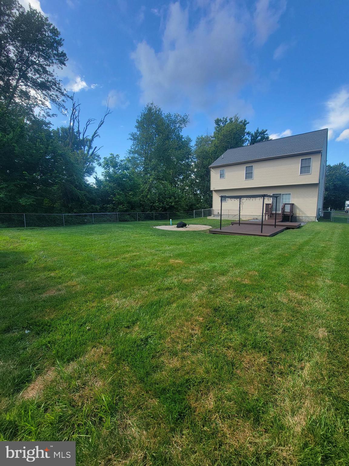 SWEETSER HEIGHTS - Residential