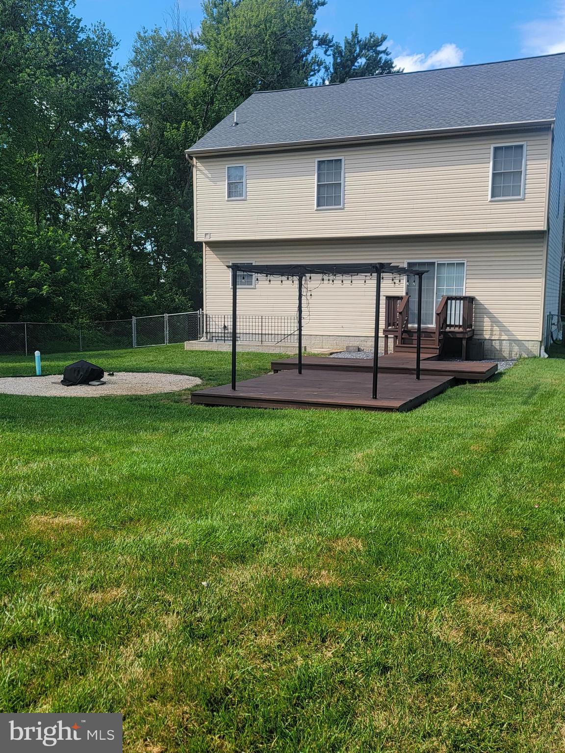 SWEETSER HEIGHTS - Residential