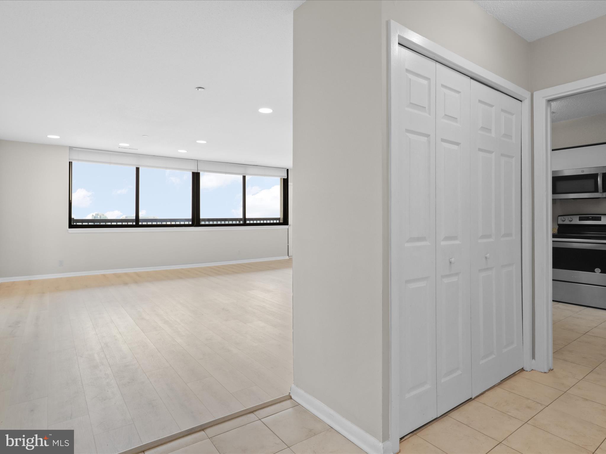 SKYLINE SQUARE CONDO - Residential Lease