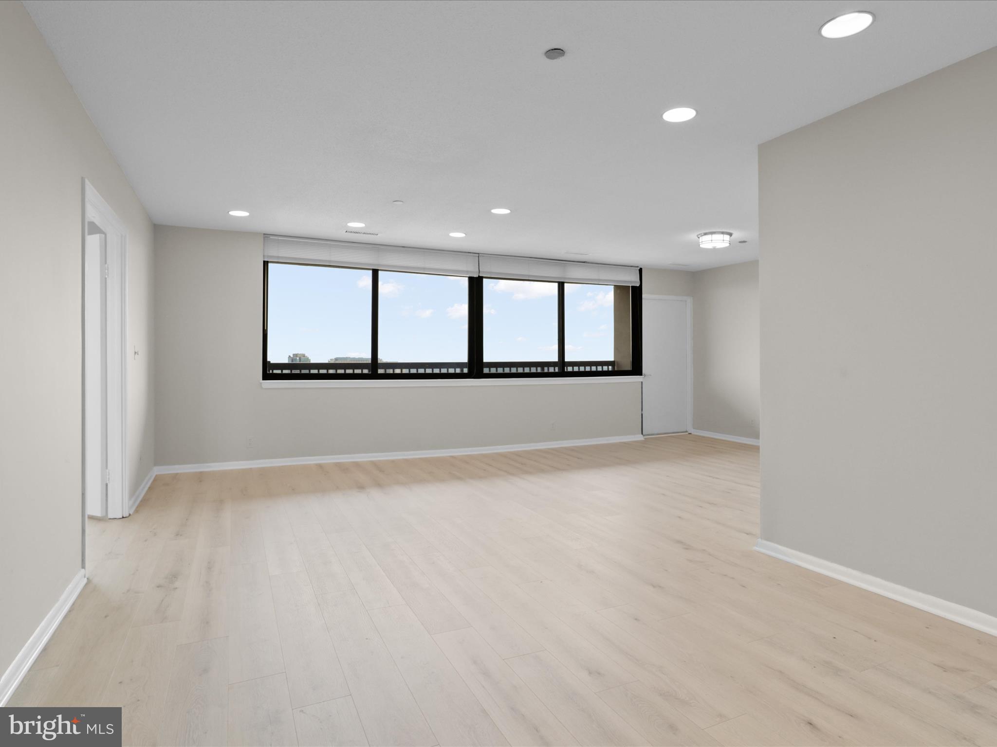 SKYLINE SQUARE CONDO - Residential Lease