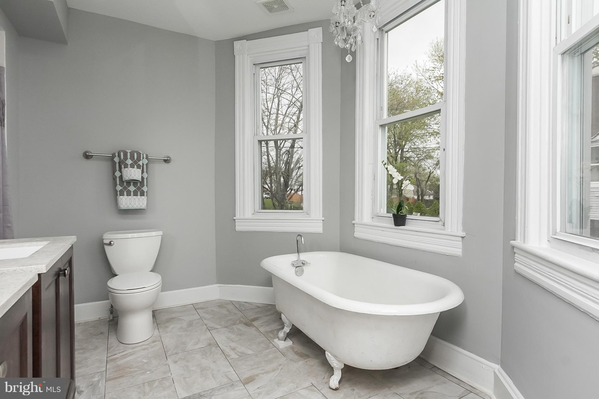 HAMILTON HEIGHTS - Residential