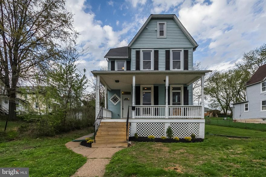 Beautiful and large 4 bedroom, 2.5 bathroom house in the heart of Hamilton. Completely renovated w/ new hdwd floors, tile flooring in kitchen, granite counter tops, stainless steel appliances, HVAC system, plumbing, electric, tiled baths, paint & carpet. Located on just over .25 acres, this property is convenient to everything Hamilton has to offer. 1 year home warranty. Agent related to seller