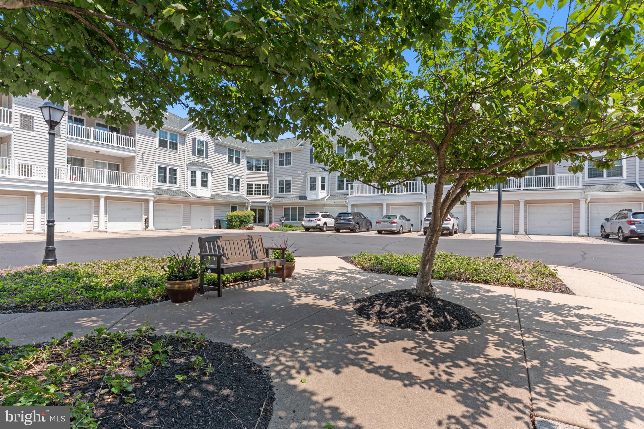 YARDLEY POINT - Residential