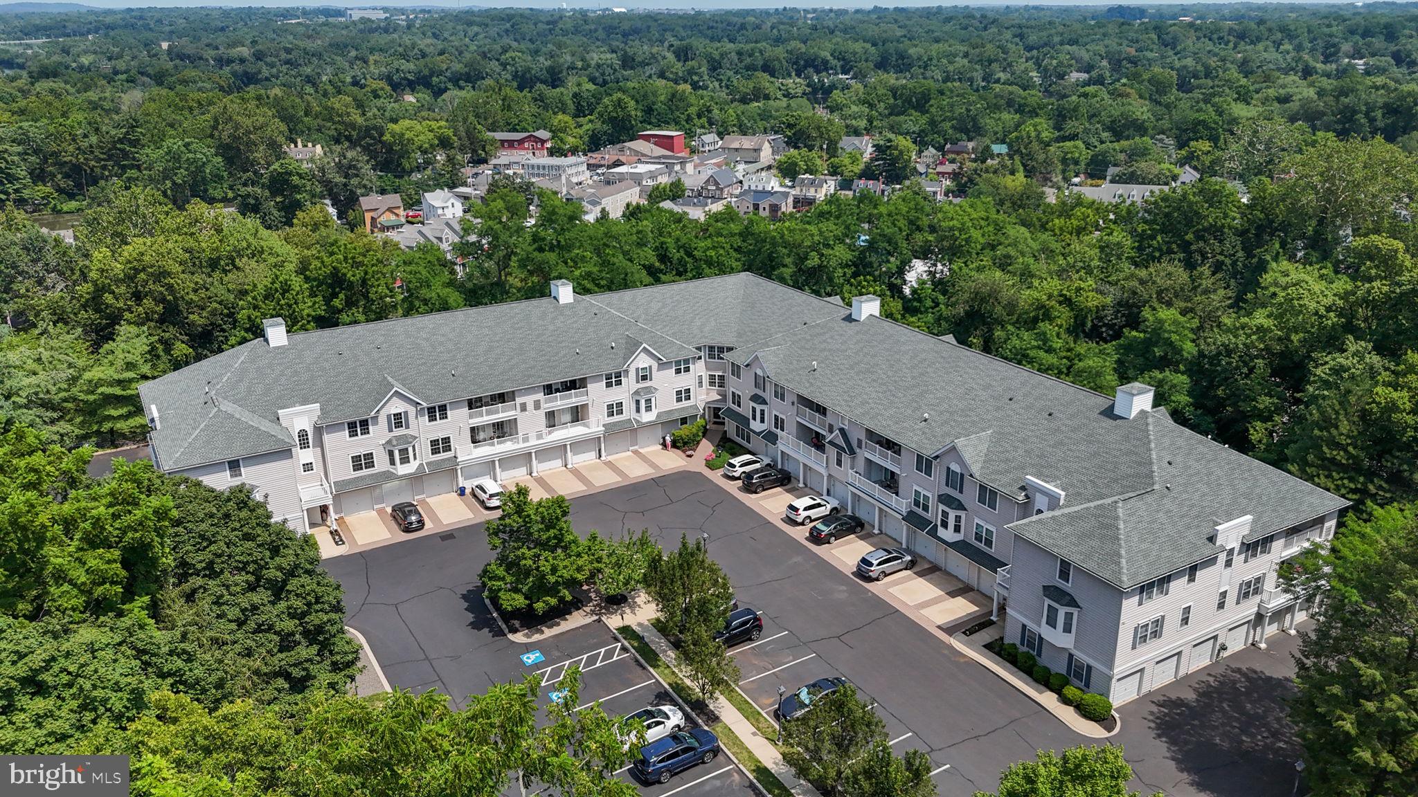 YARDLEY POINT - Residential