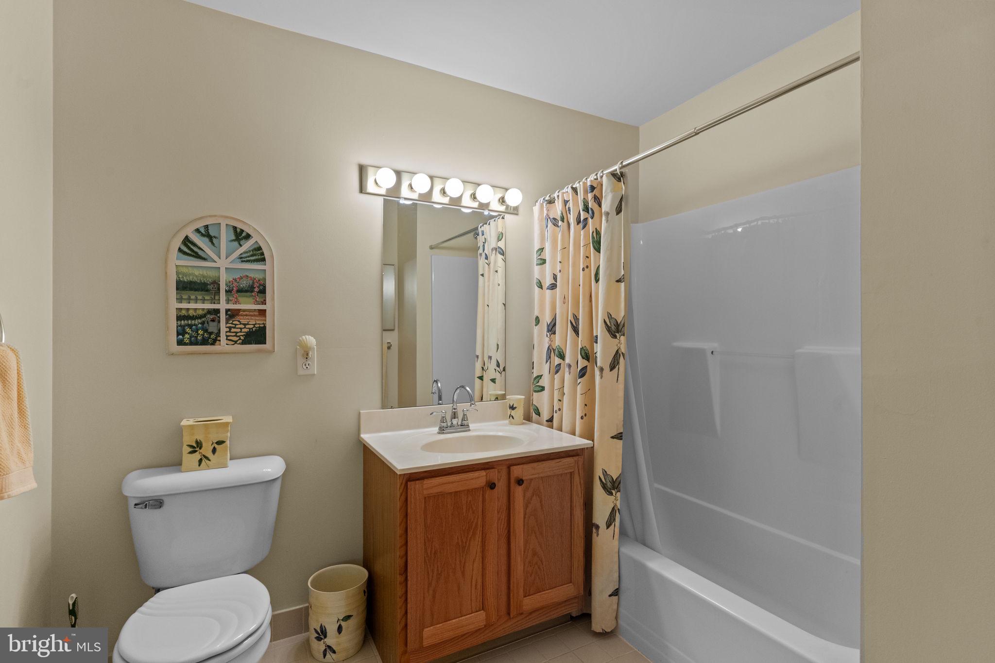 YARDLEY POINT - Residential