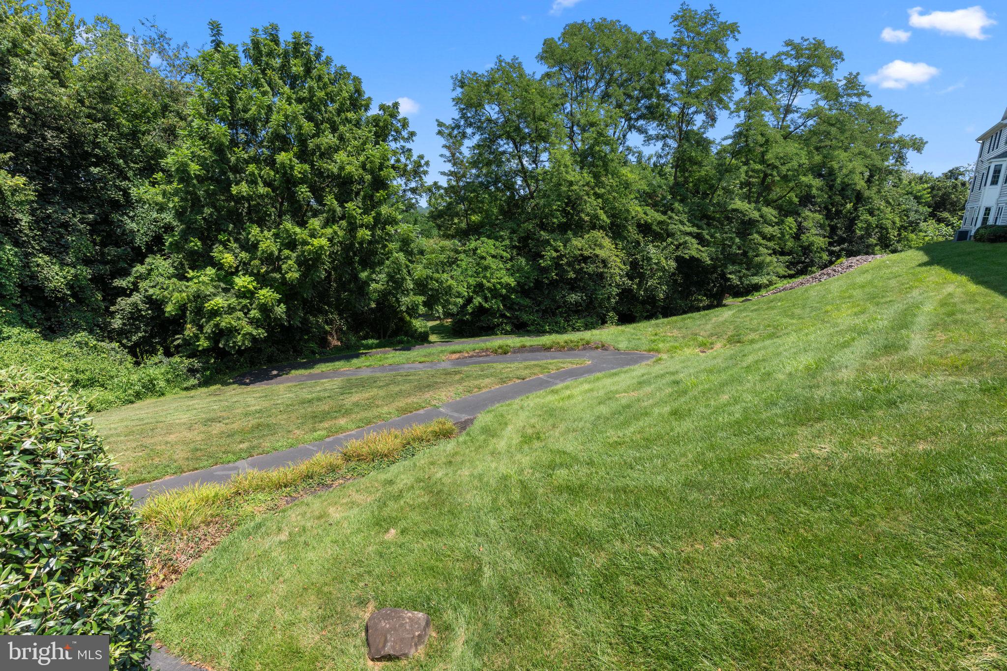 YARDLEY POINT - Residential