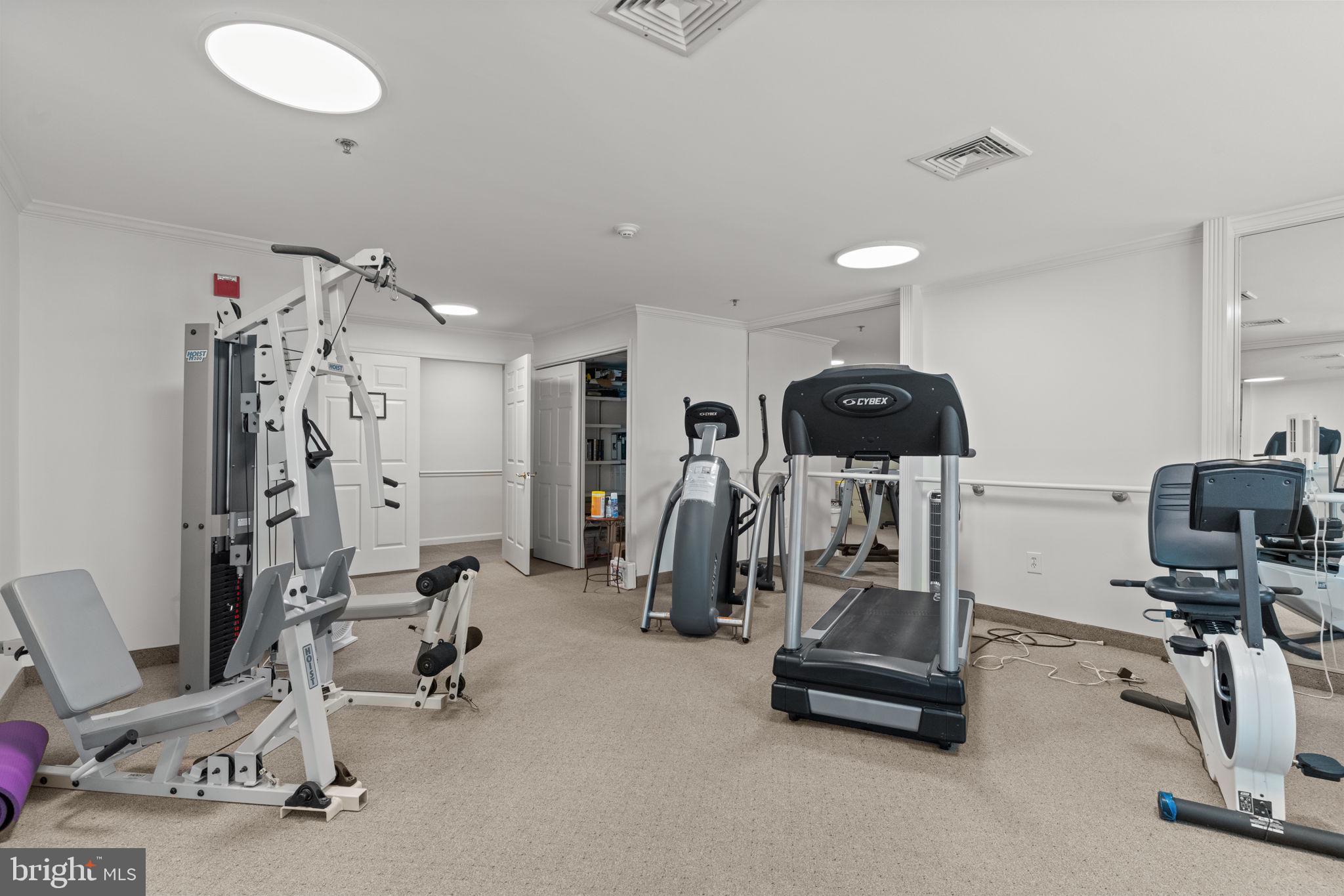 YARDLEY POINT - Residential