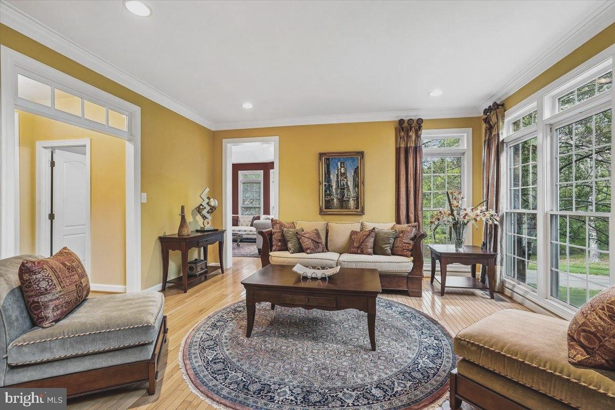 ESTATES AT ROSELAND - Residential