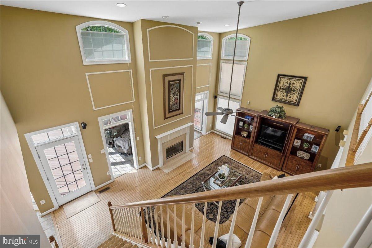 ESTATES AT ROSELAND - Residential