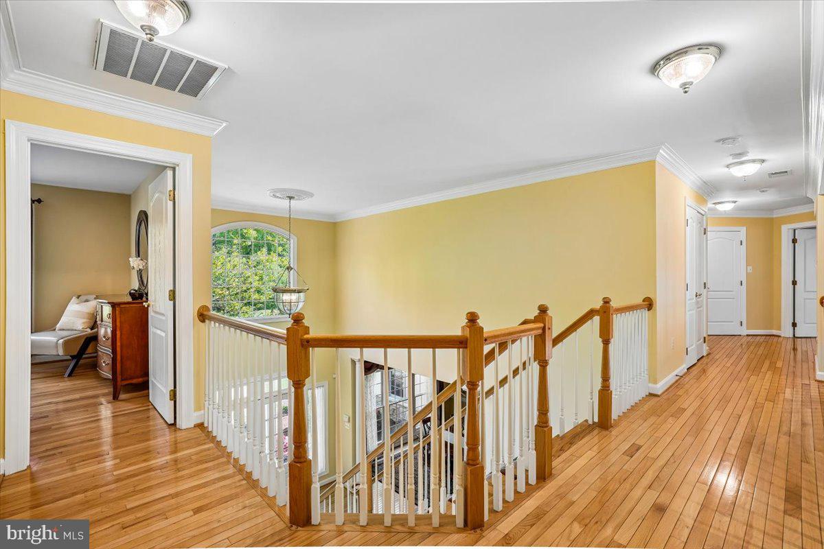 ESTATES AT ROSELAND - Residential