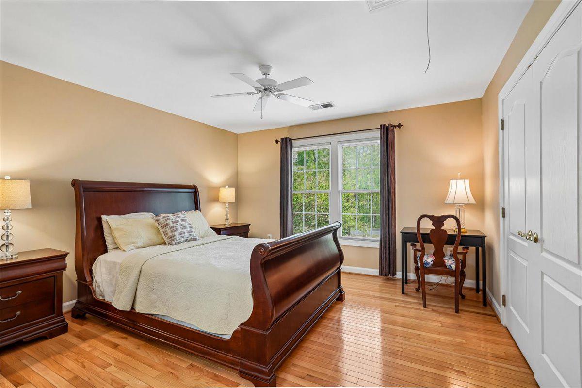 ESTATES AT ROSELAND - Residential