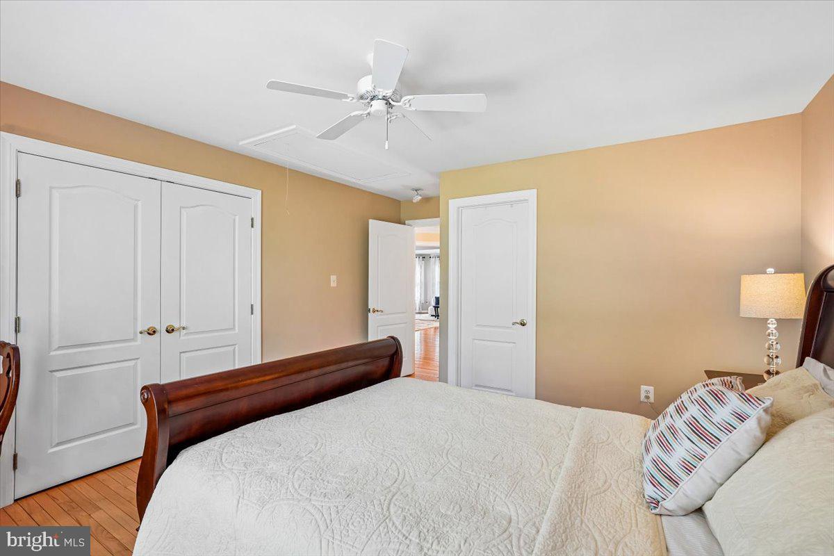 ESTATES AT ROSELAND - Residential