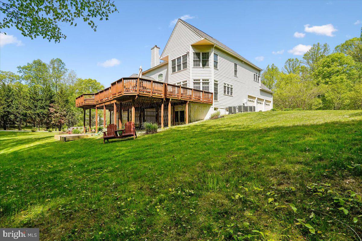 ESTATES AT ROSELAND - Residential