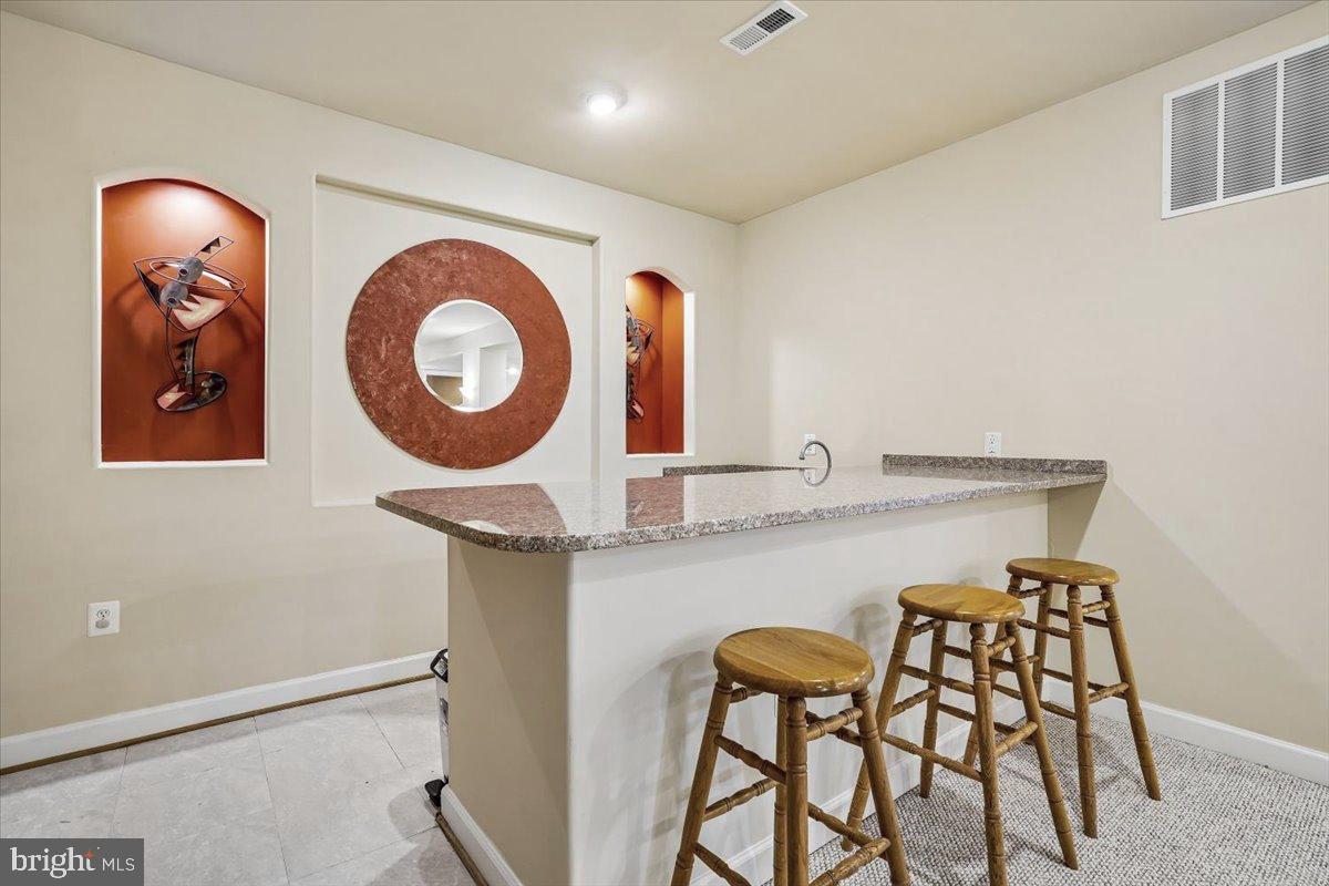 ESTATES AT ROSELAND - Residential