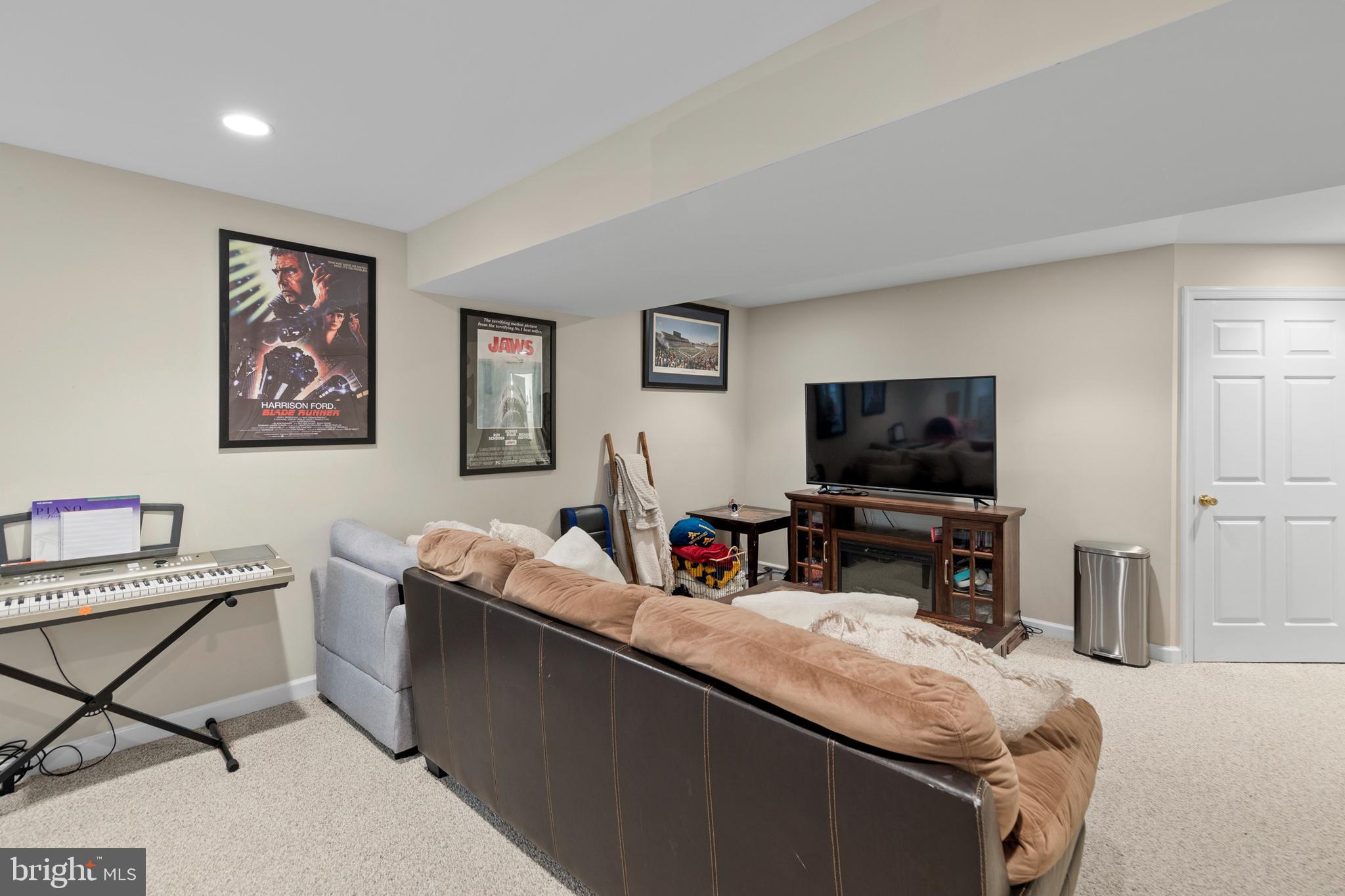 GREEN MEADOWS - Residential