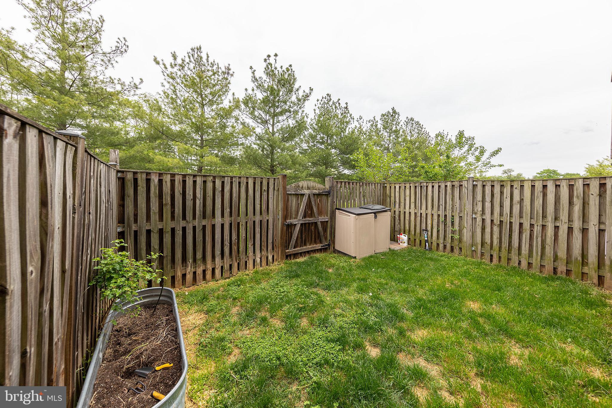 GREEN MEADOWS - Residential