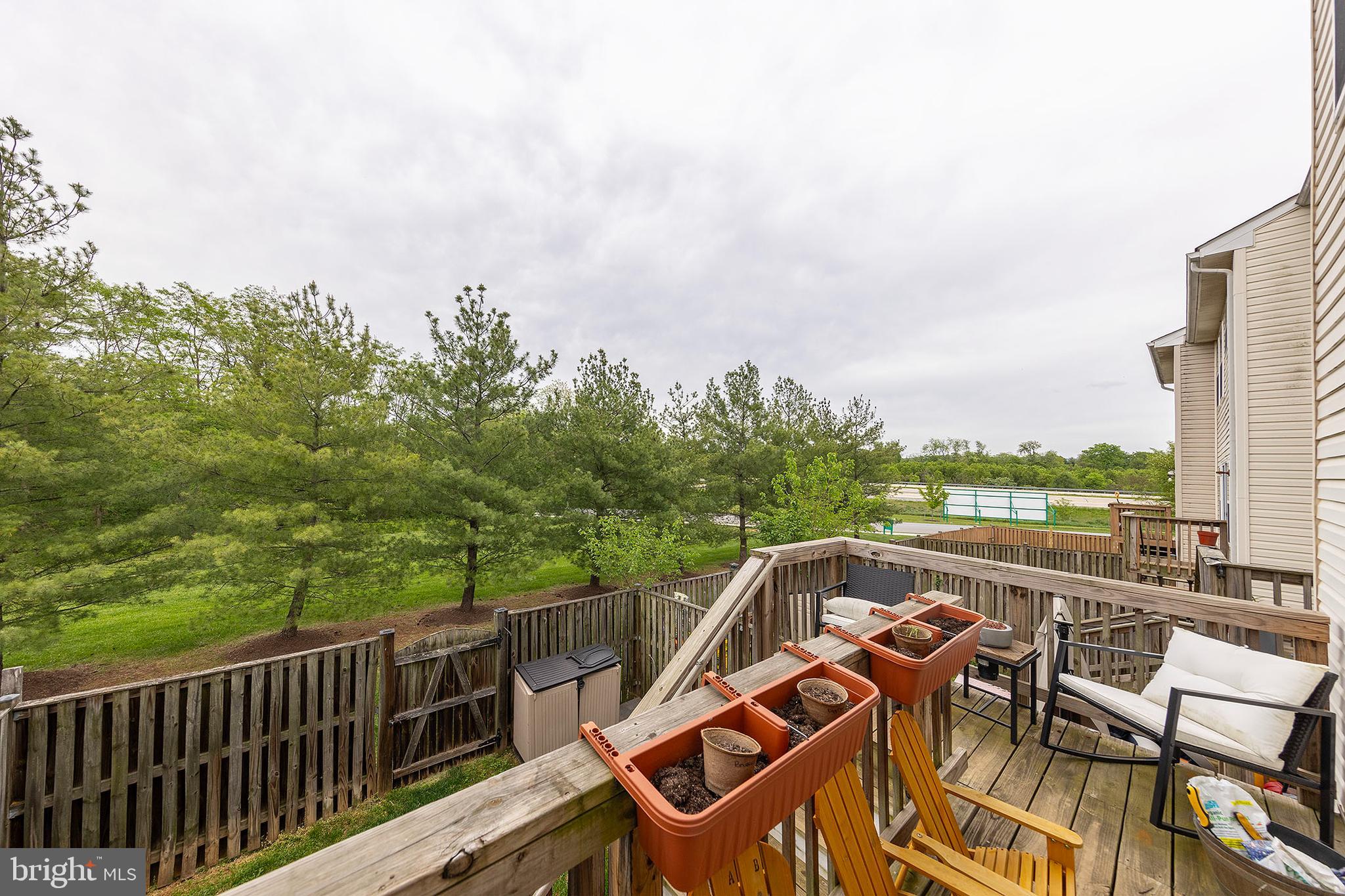 GREEN MEADOWS - Residential