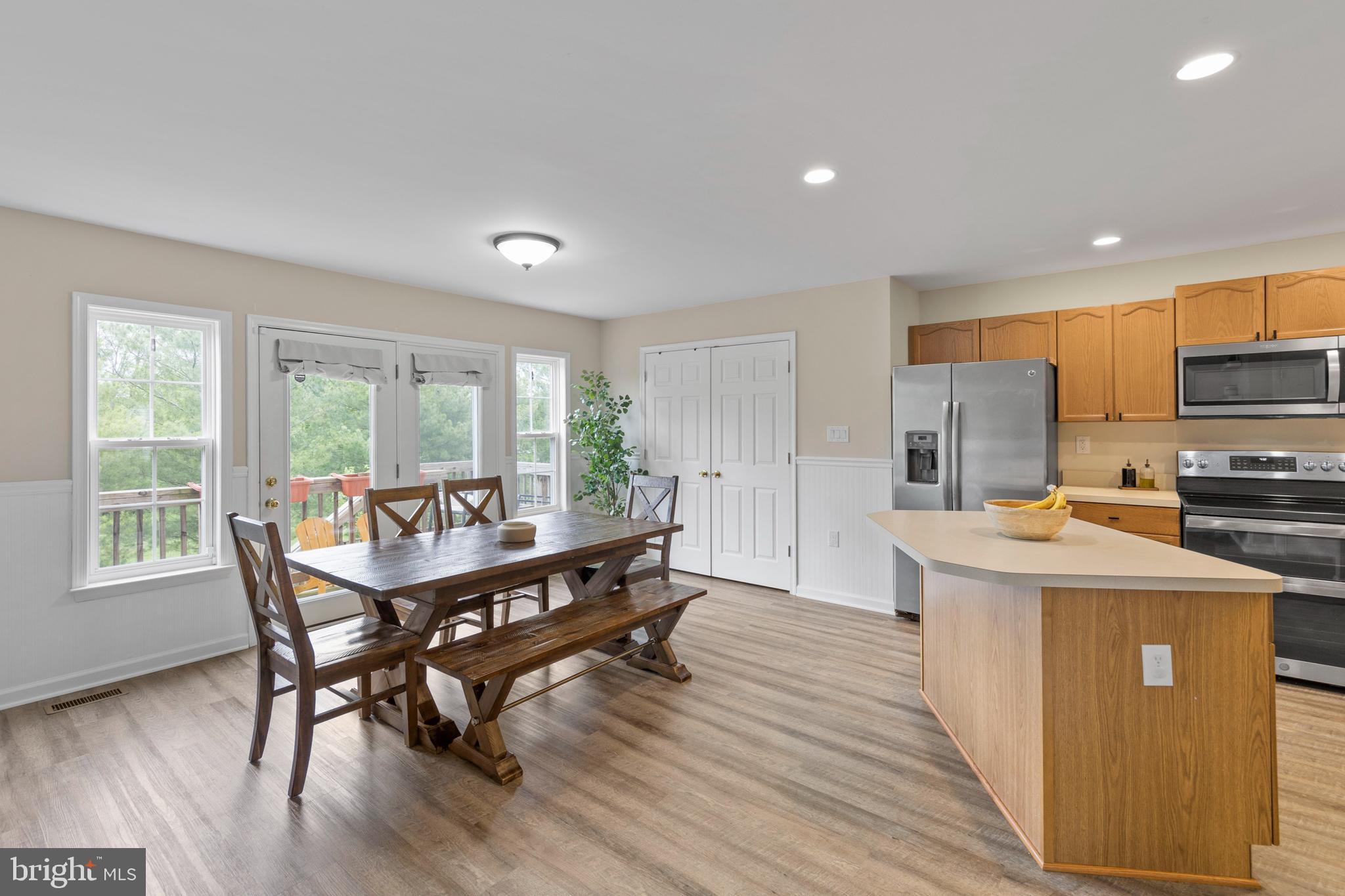 GREEN MEADOWS - Residential